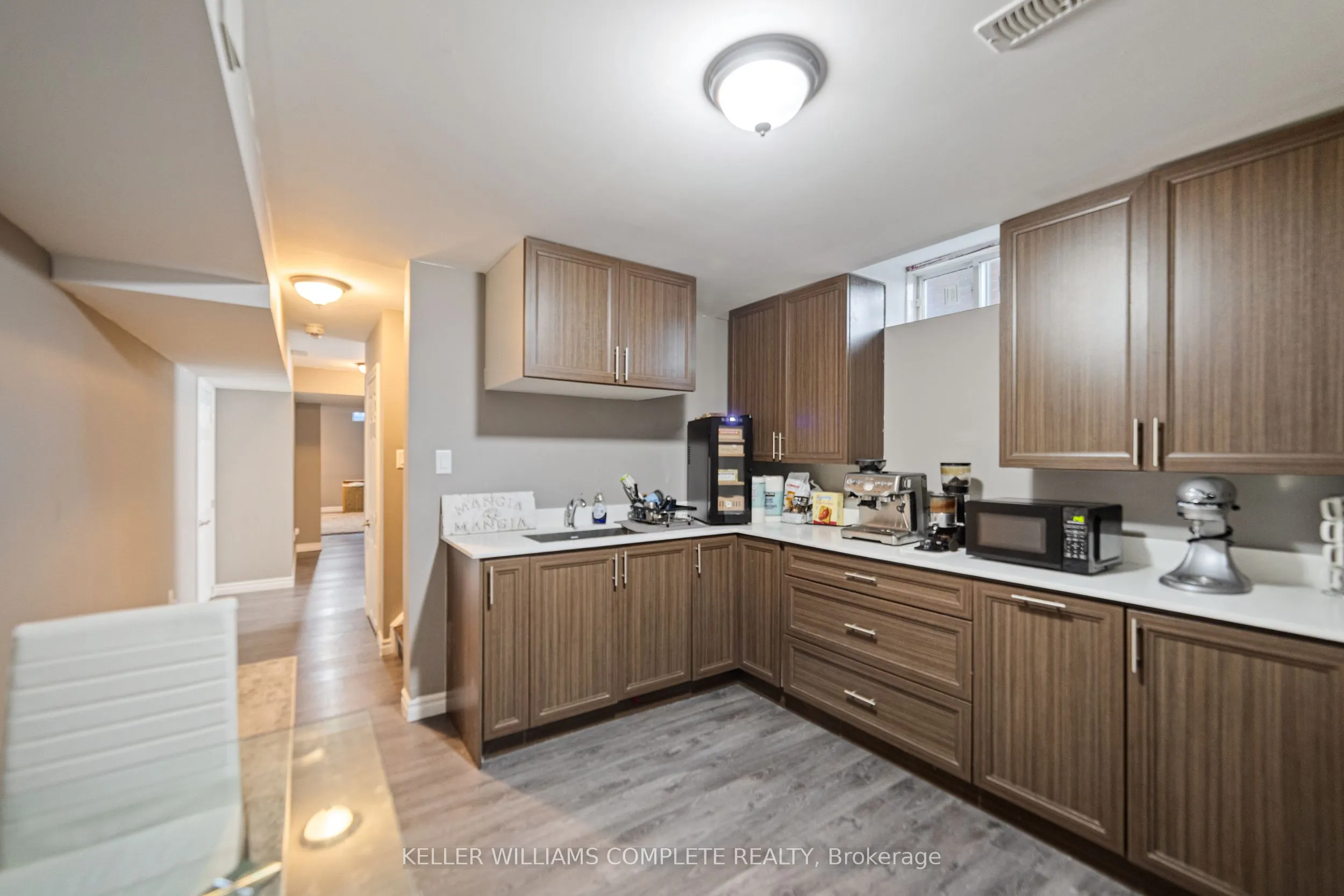 24 MACBEAN Crescent