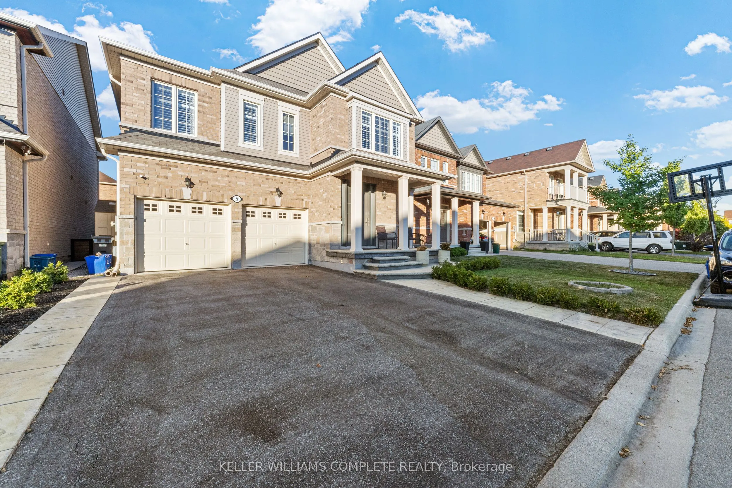 24 MACBEAN Crescent