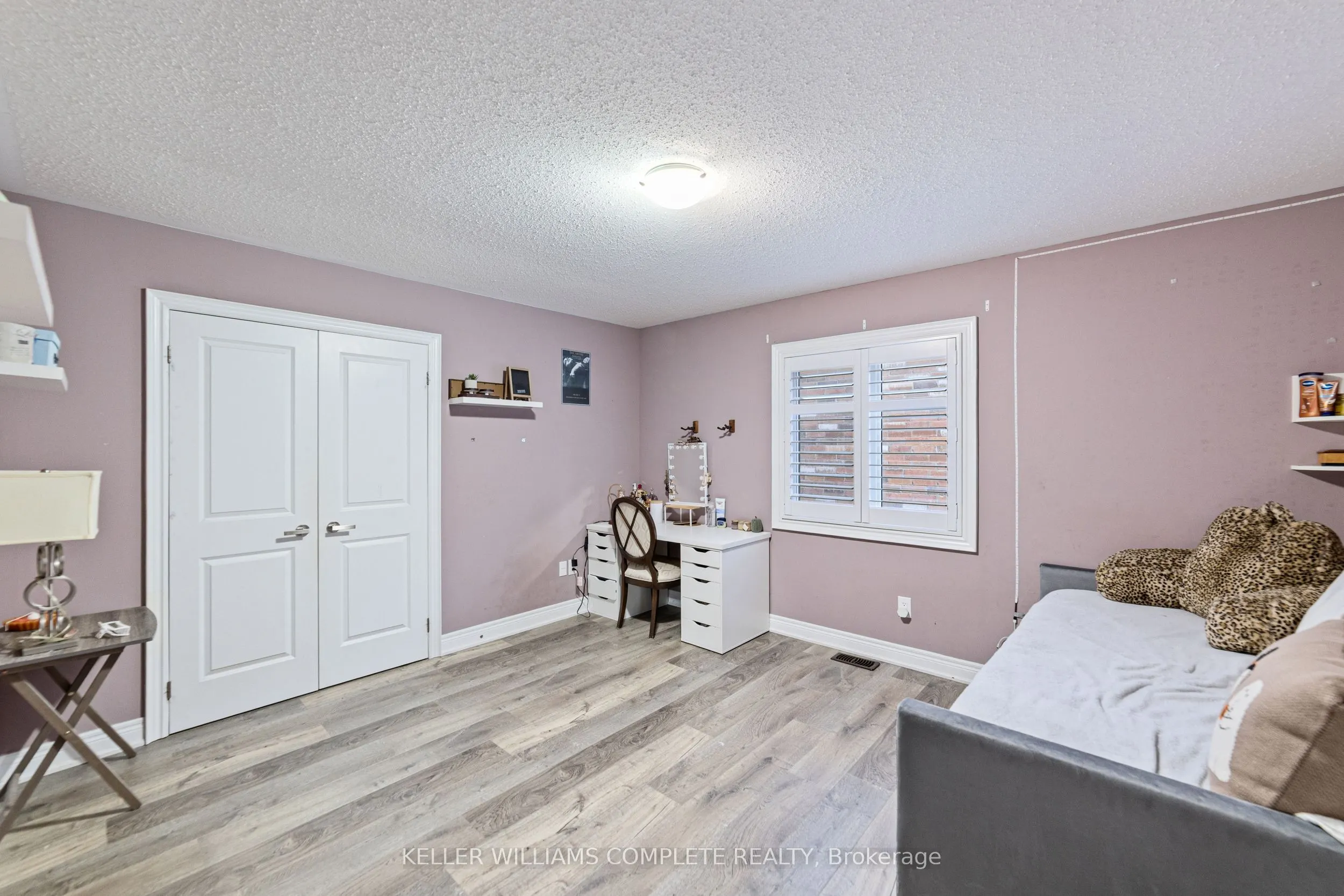 24 MACBEAN Crescent