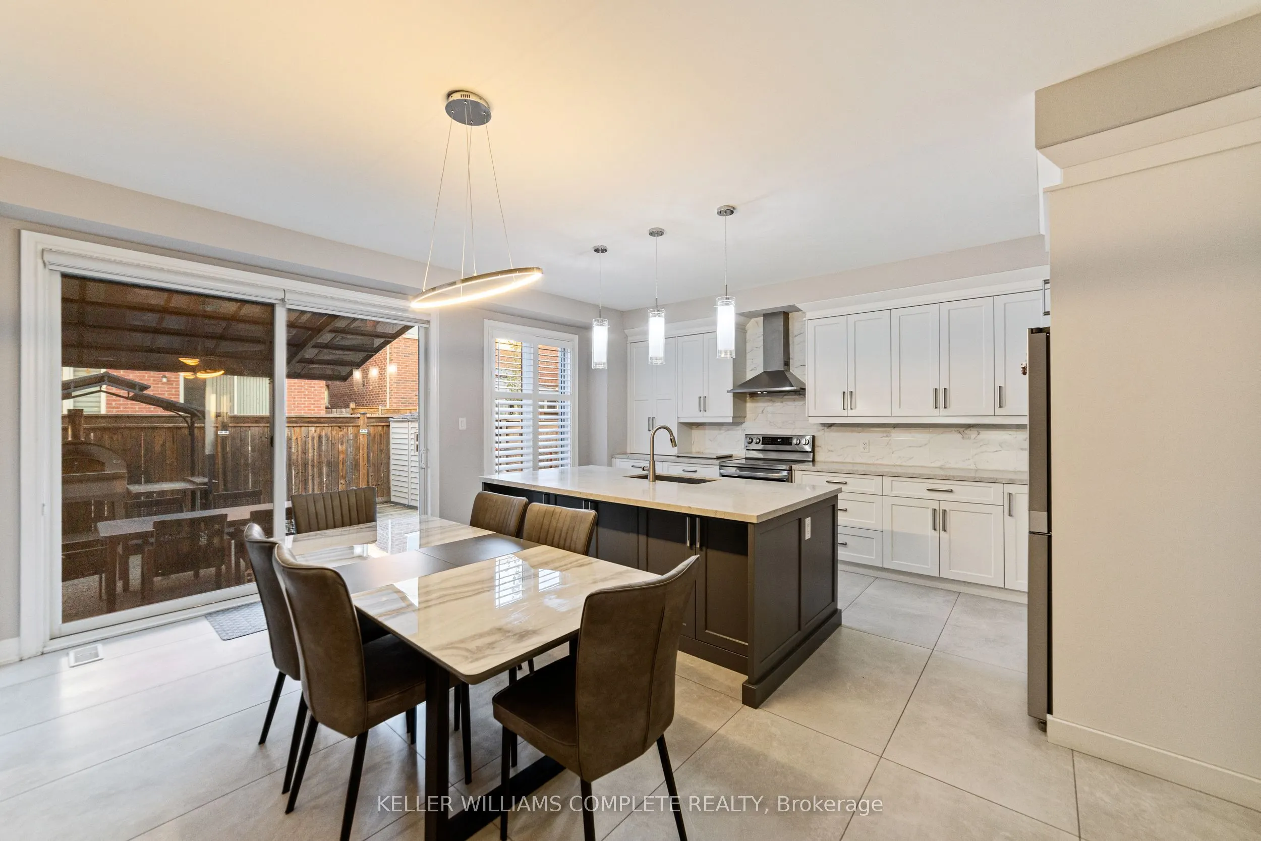 24 MACBEAN Crescent