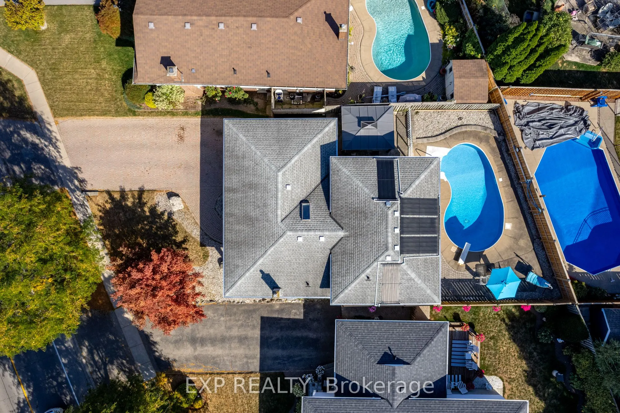 494 Scott Street