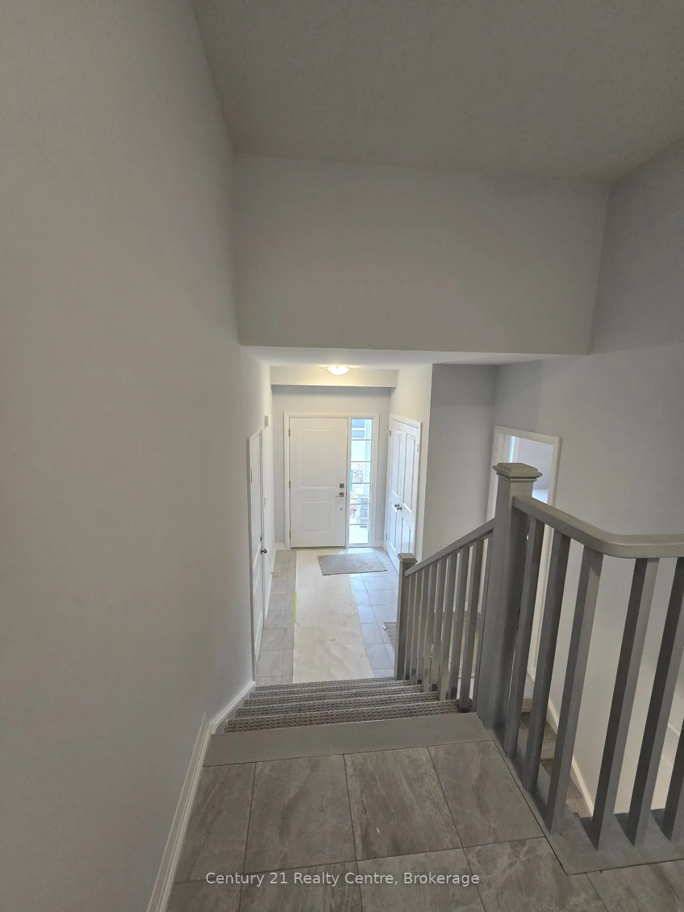 403 Louisa Street