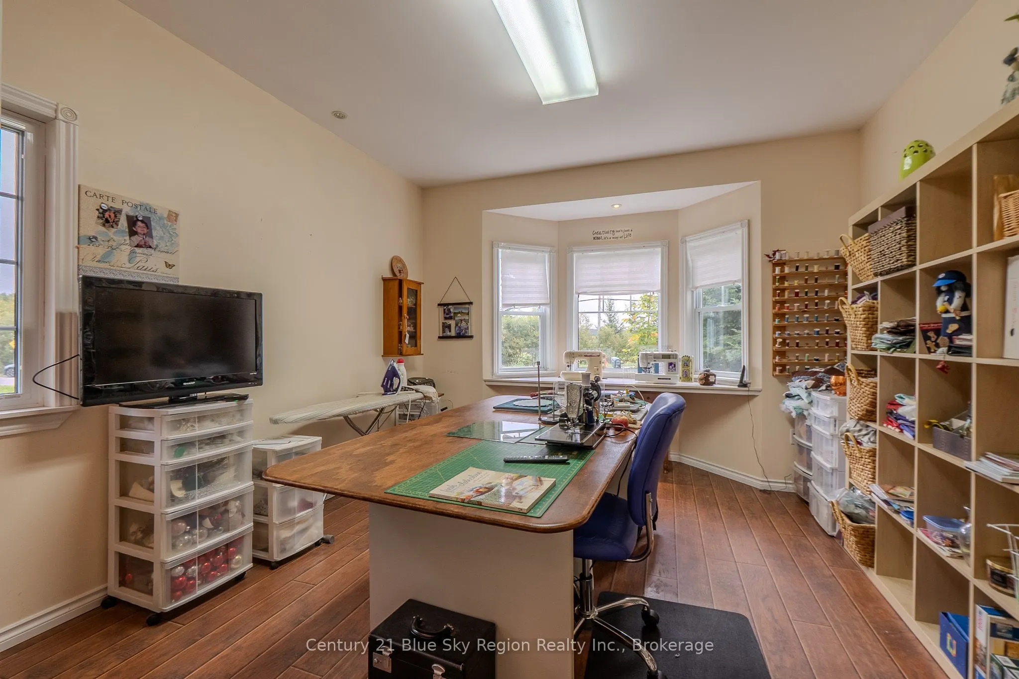200 Memorial Drive E