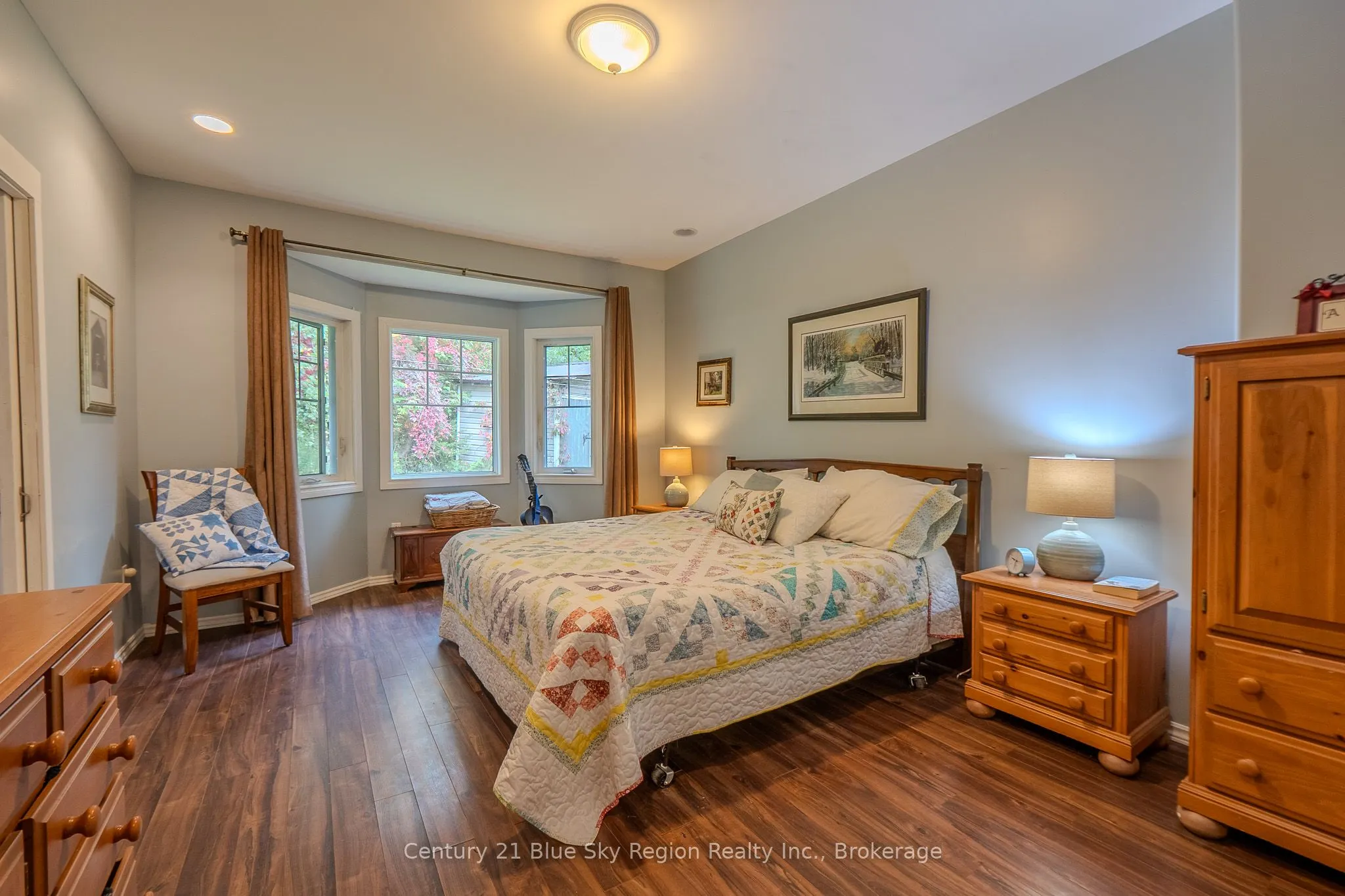200 Memorial Drive E