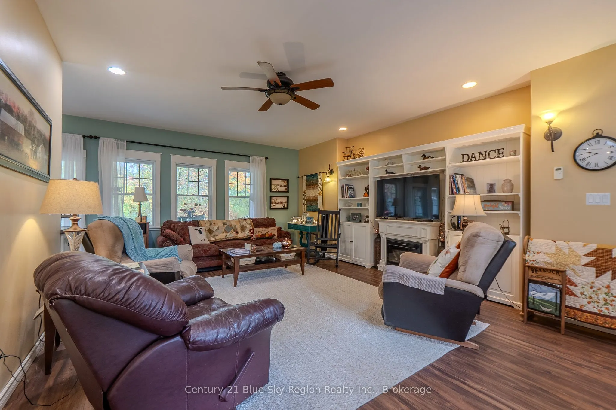 200 Memorial Drive E