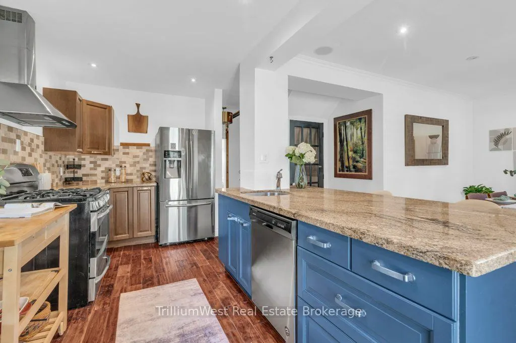 18 St. Clair Avenue