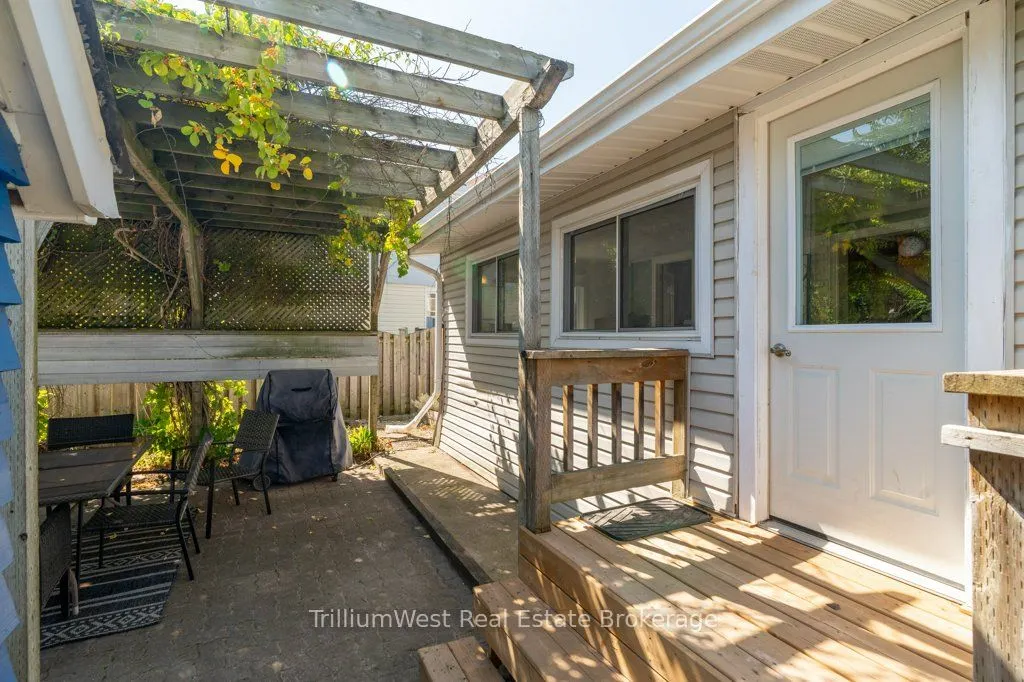 18 St. Clair Avenue