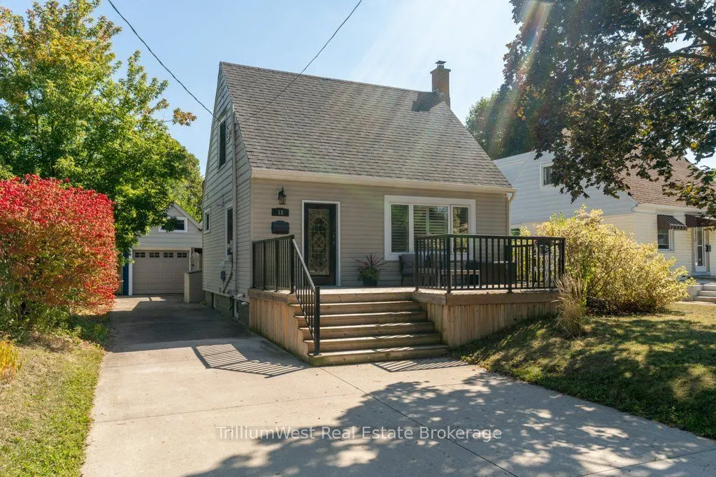 18 St. Clair Avenue