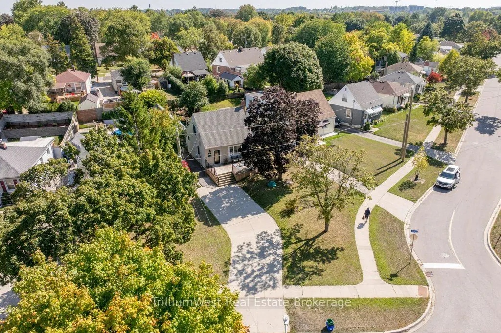 18 St. Clair Avenue