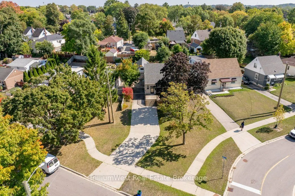 18 St. Clair Avenue