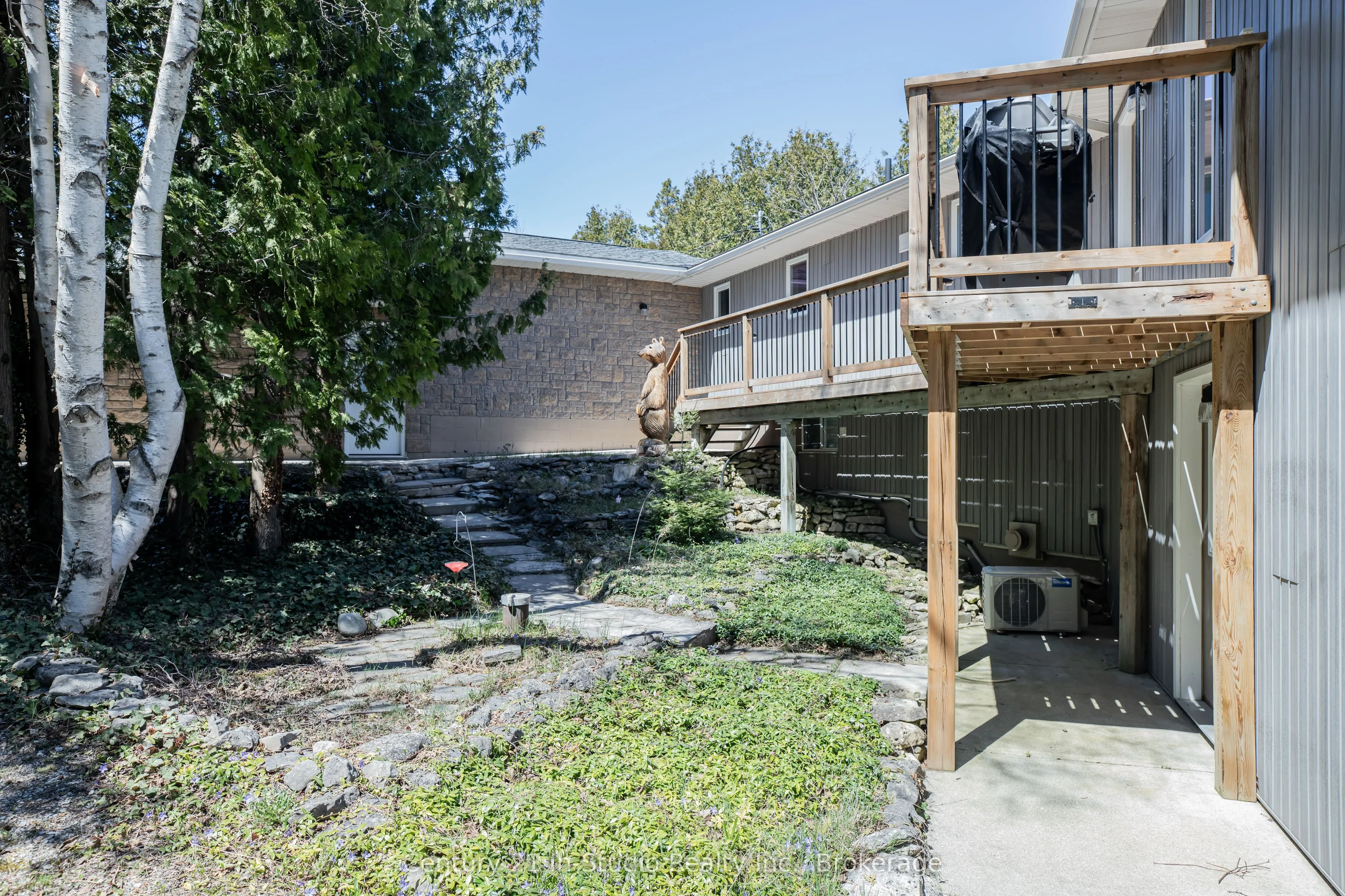 119 Pine Tree Harbour Road