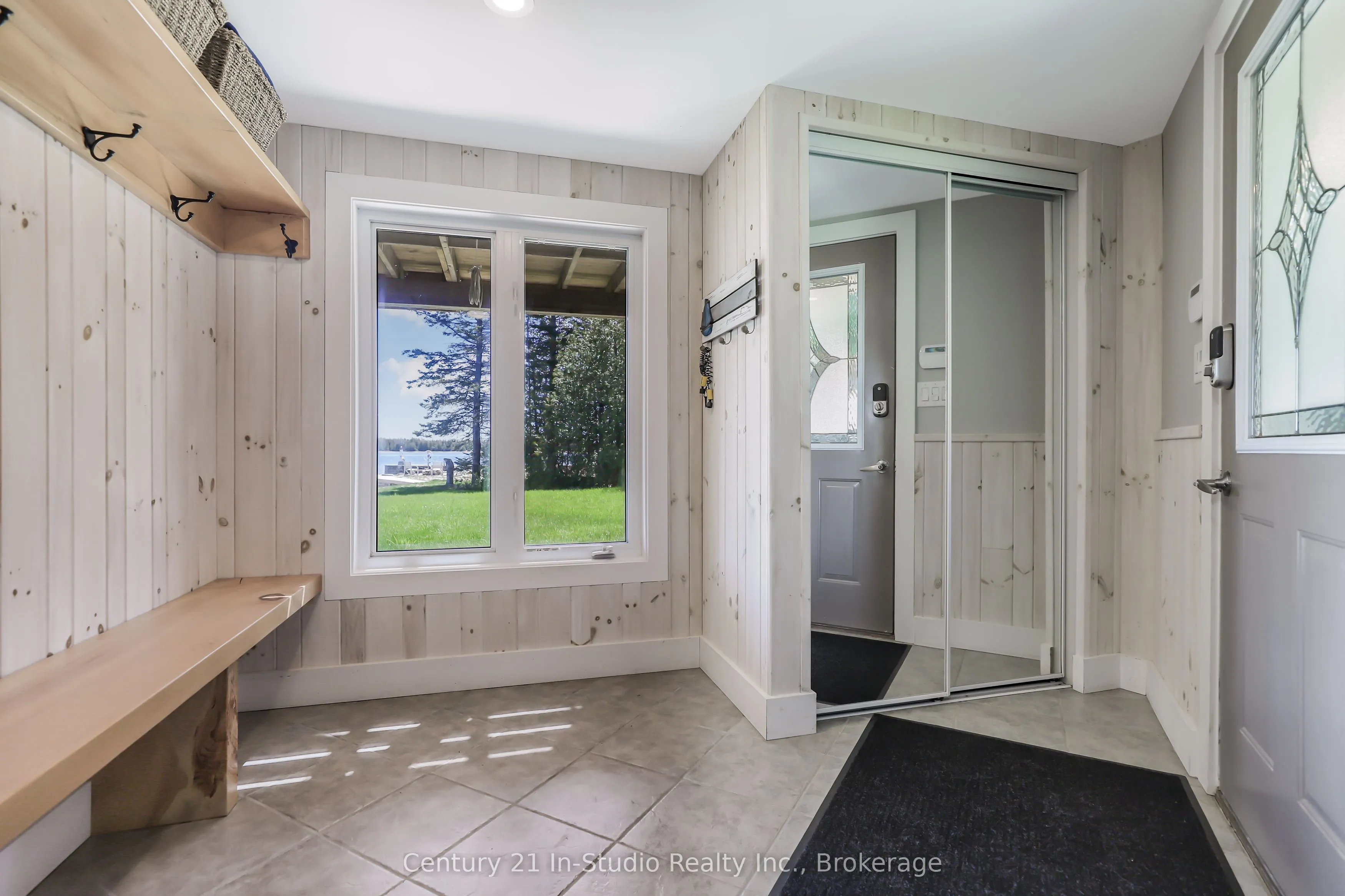119 Pine Tree Harbour Road