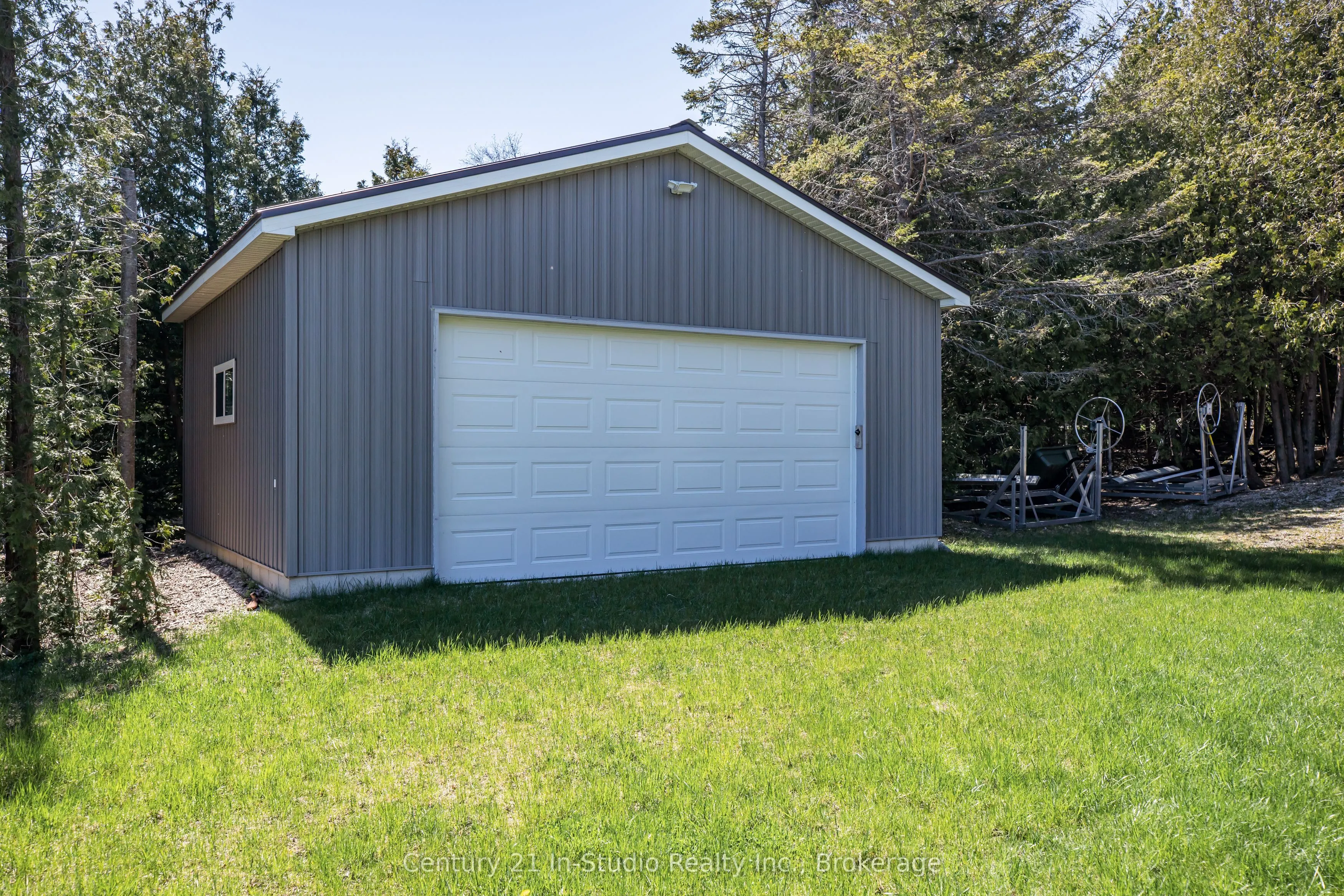 119 Pine Tree Harbour Road