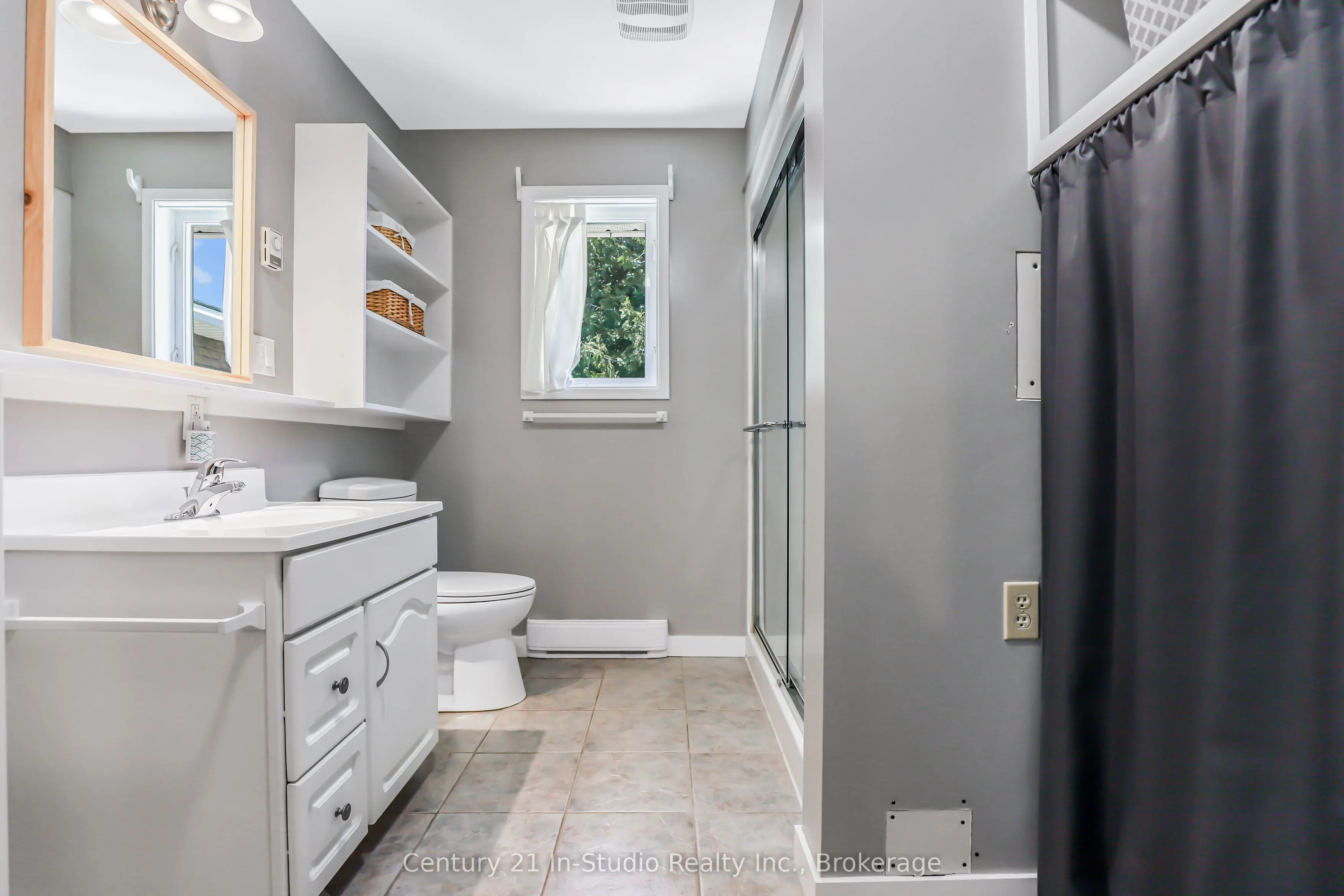119 Pine Tree Harbour Road