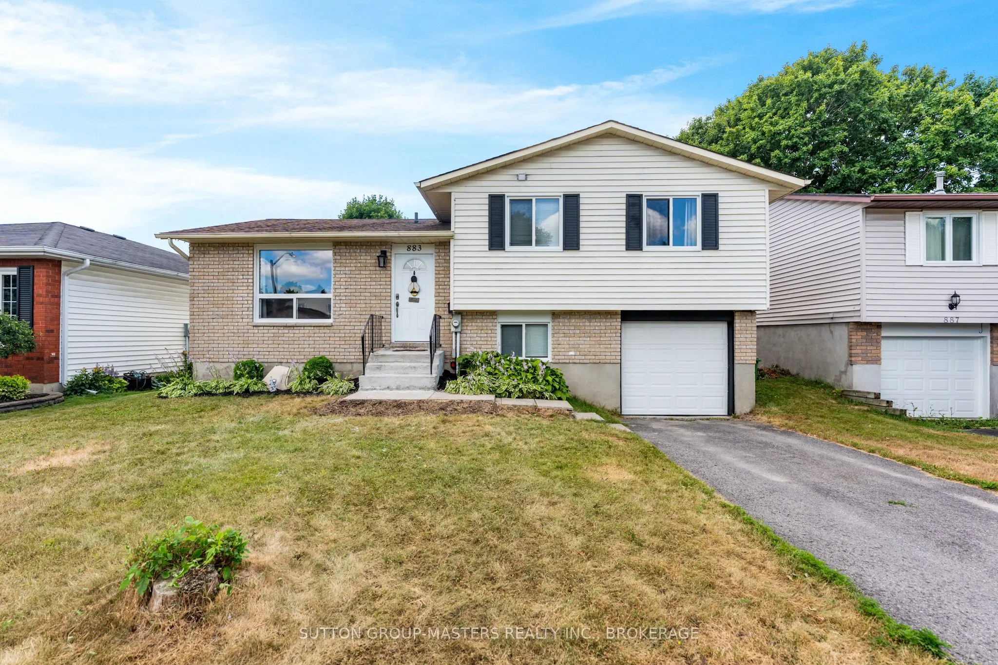 883 Old Colony Road