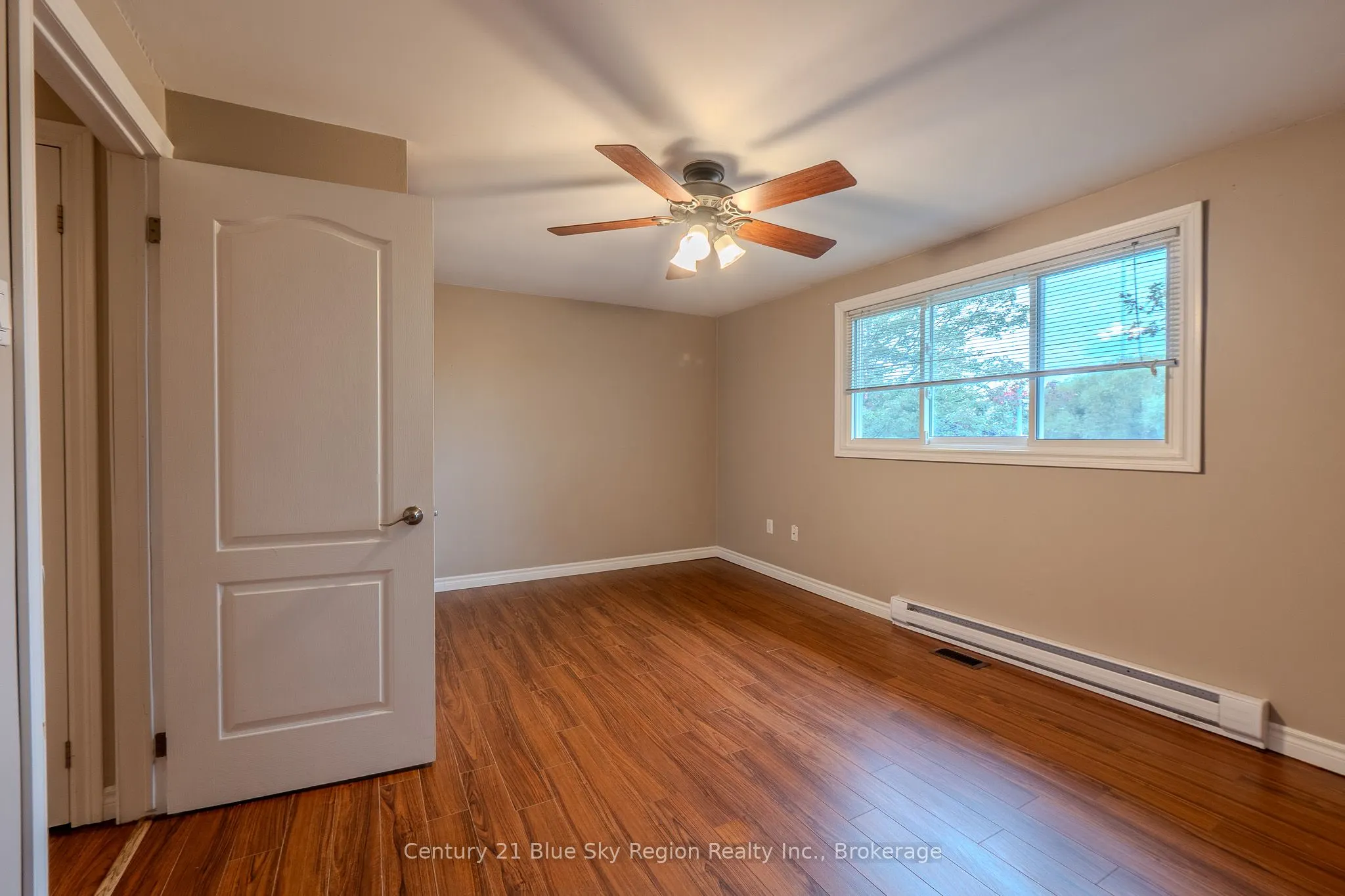 644 Lakeshore Drive, #20