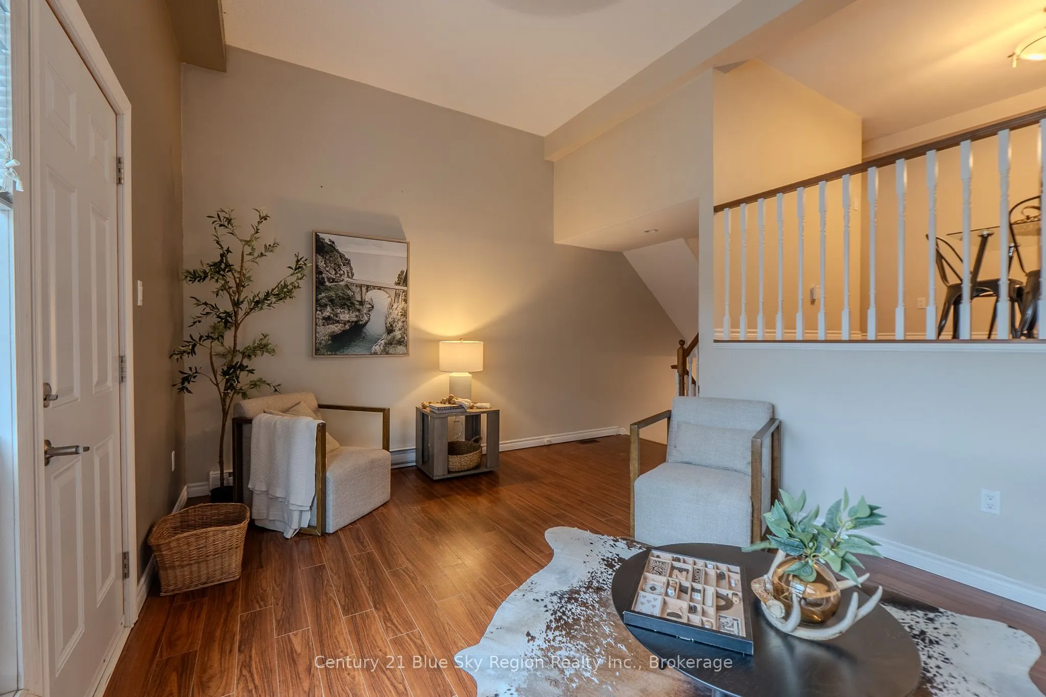644 Lakeshore Drive, #20