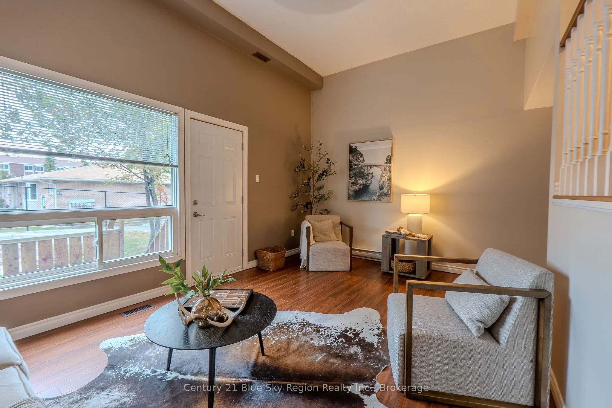 644 Lakeshore Drive, #20