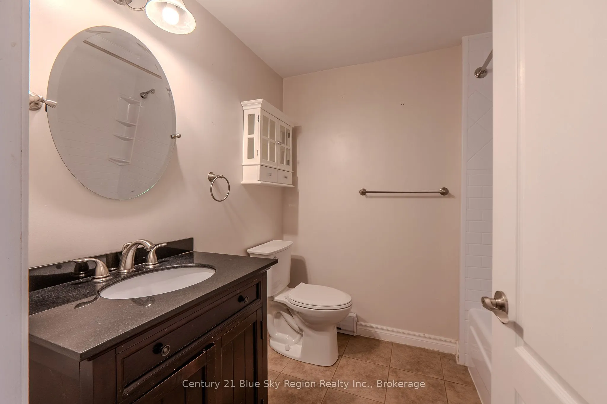 644 Lakeshore Drive, #20