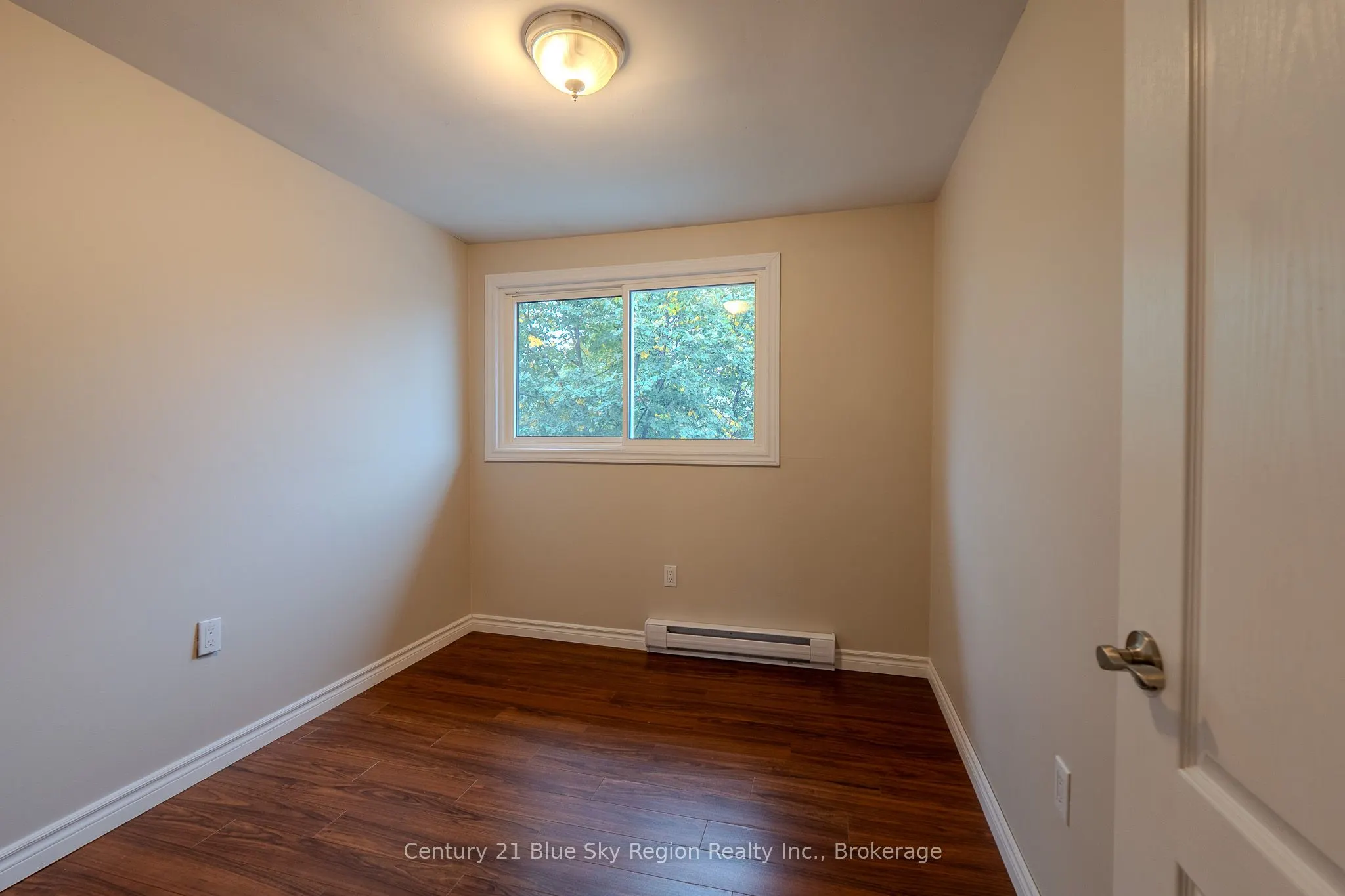 644 Lakeshore Drive, #20