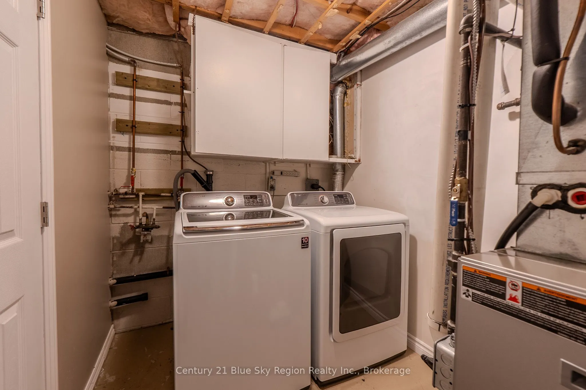 644 Lakeshore Drive, #20