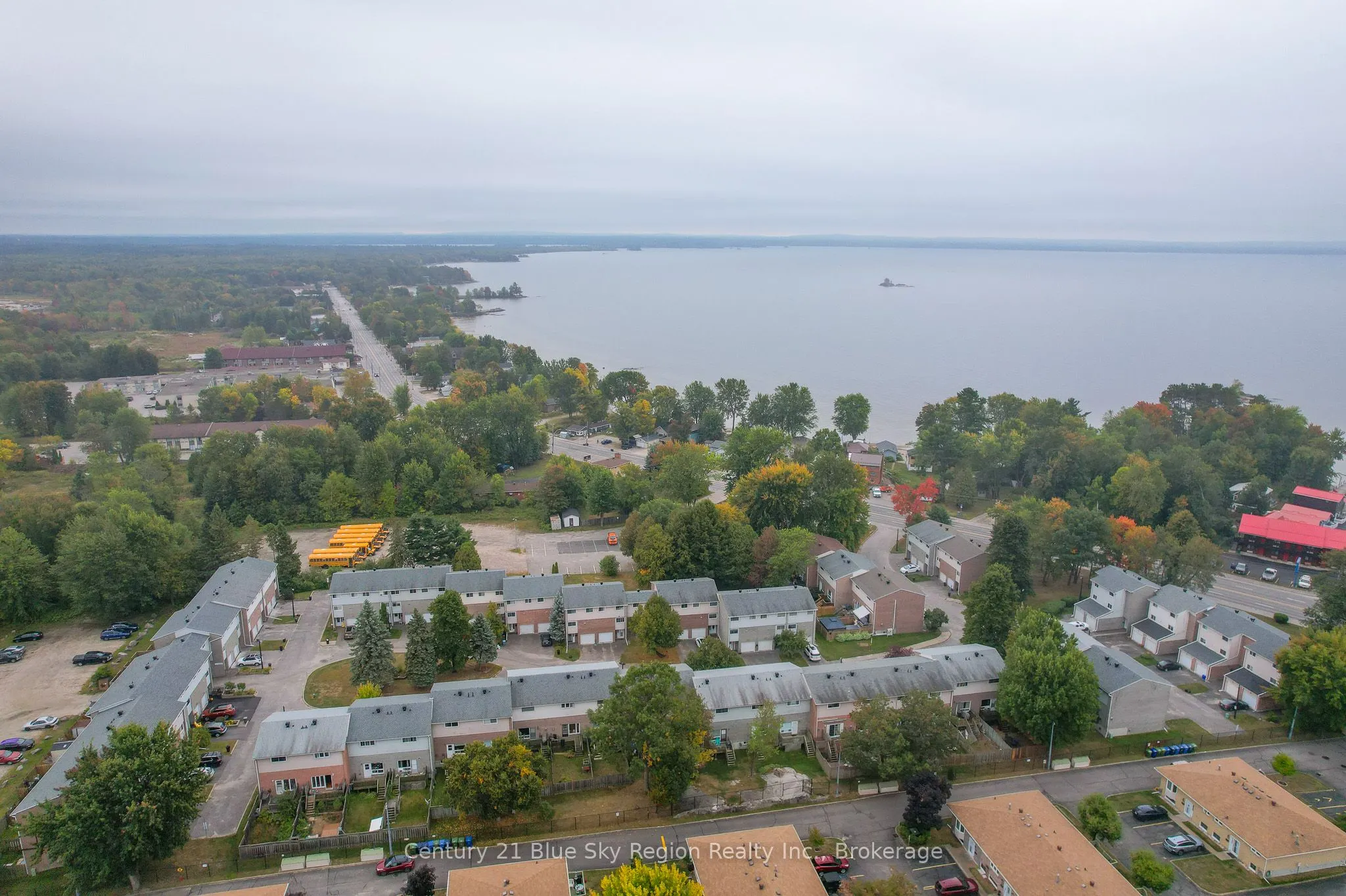 644 Lakeshore Drive, #20