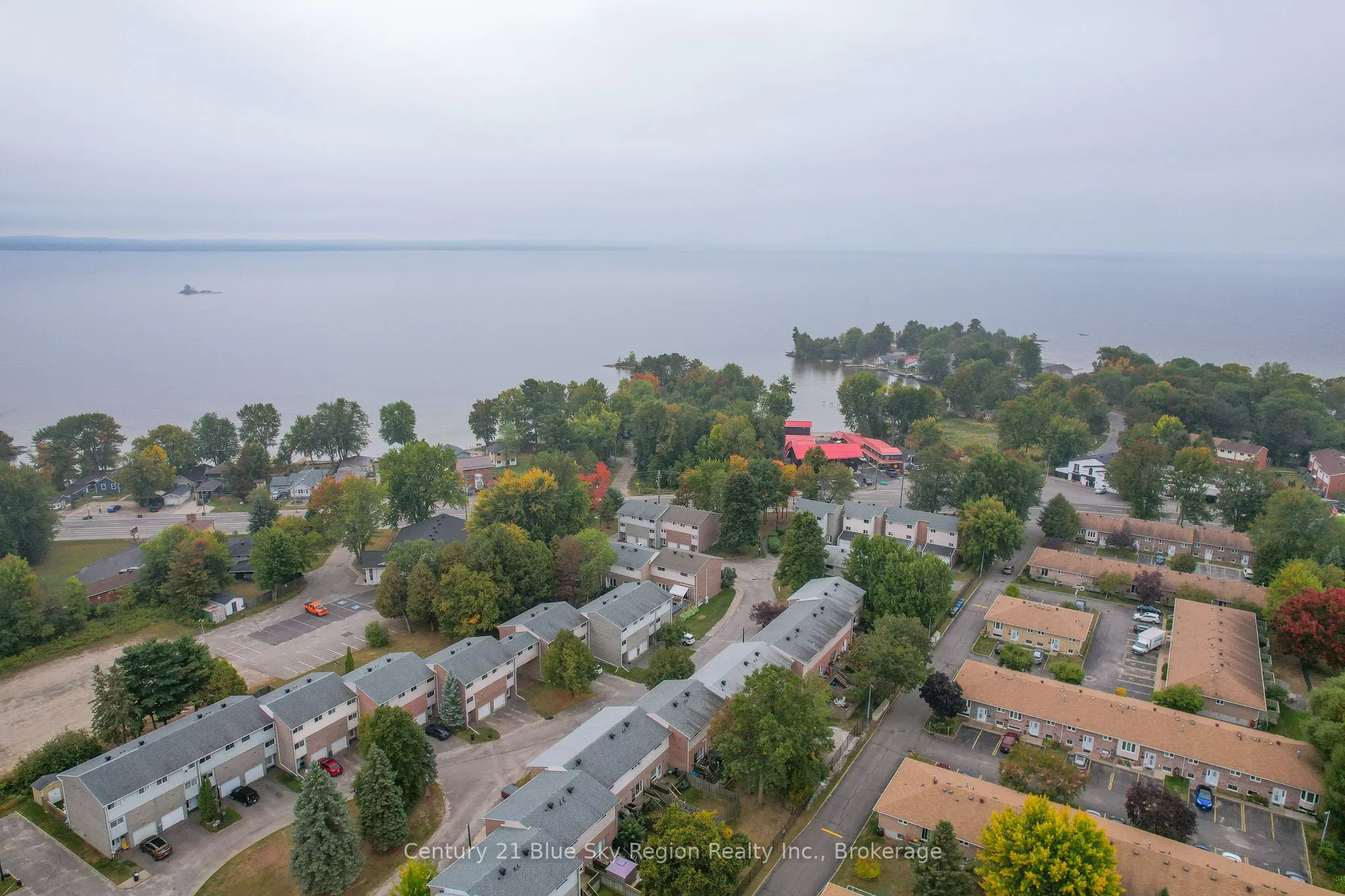 644 Lakeshore Drive, #20