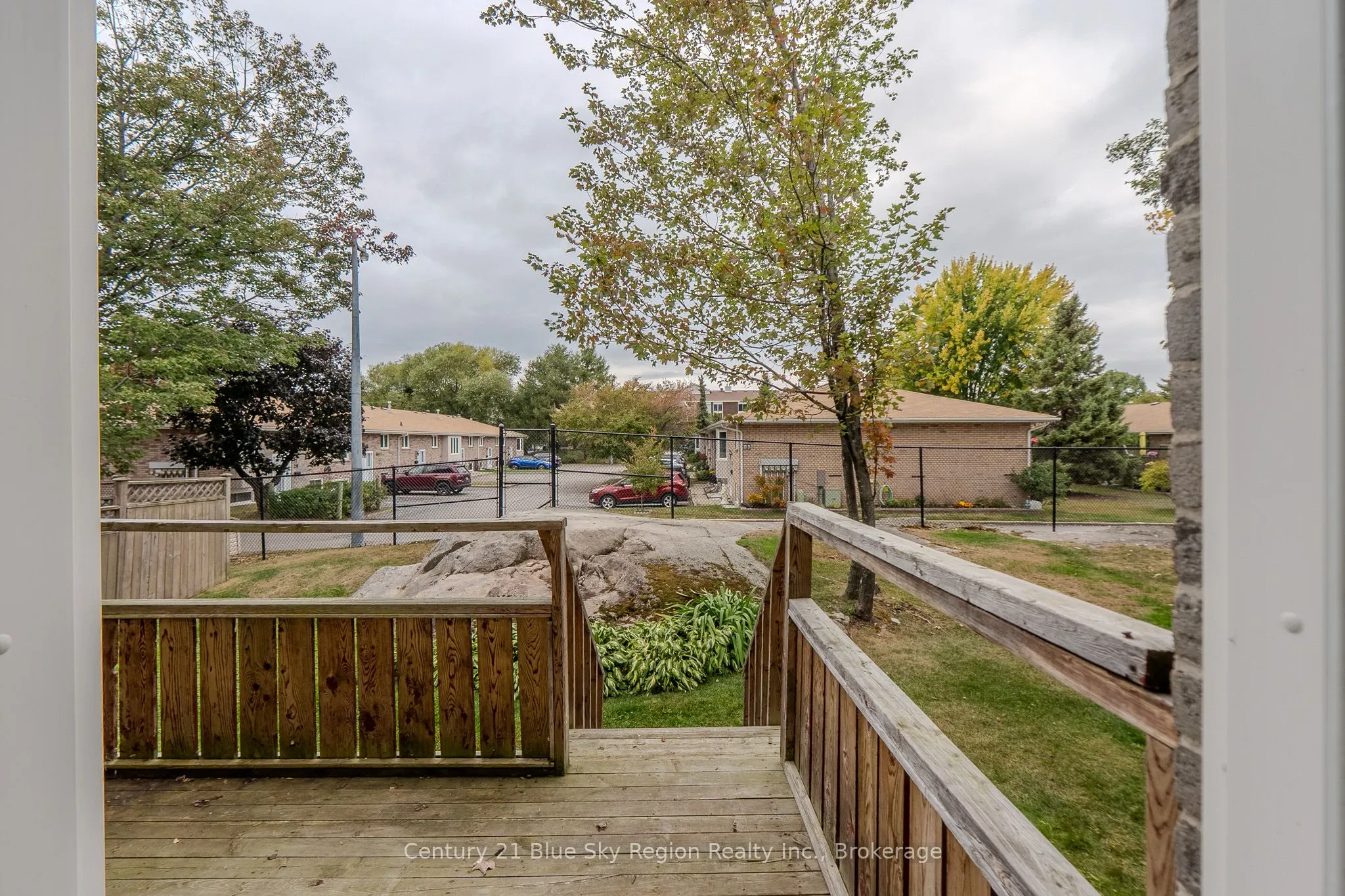 644 Lakeshore Drive, #20