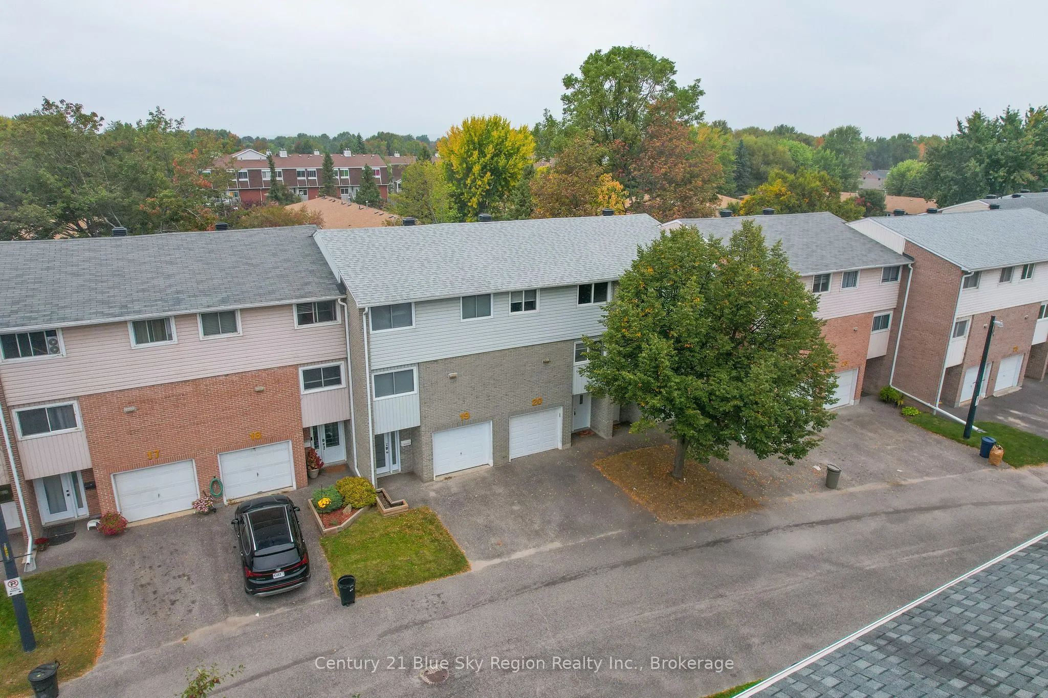 644 Lakeshore Drive, #20