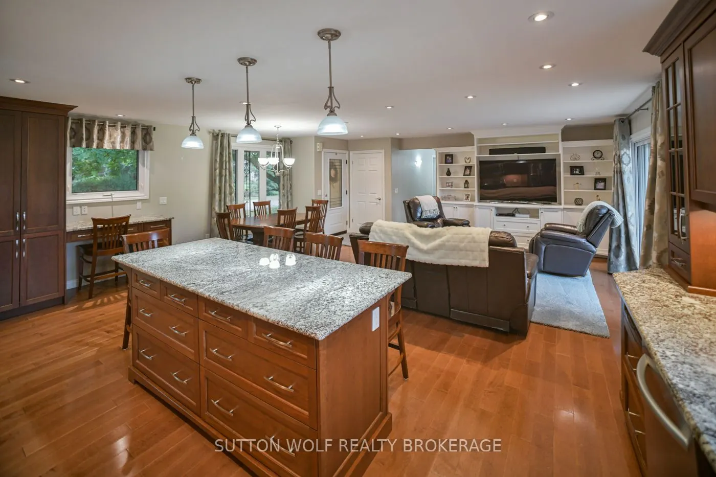 60 Sunset Avenue