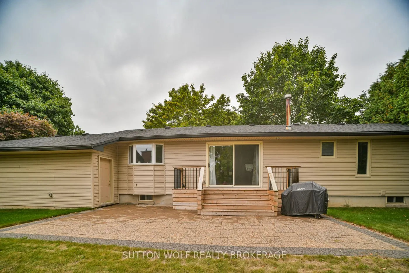 60 Sunset Avenue