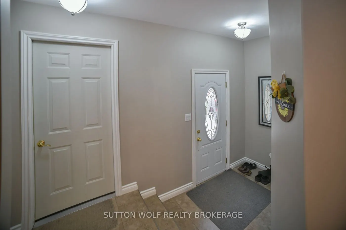 60 Sunset Avenue