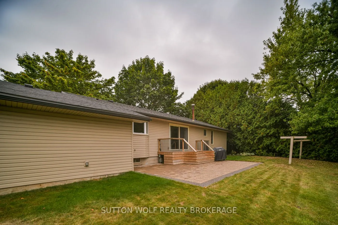 60 Sunset Avenue