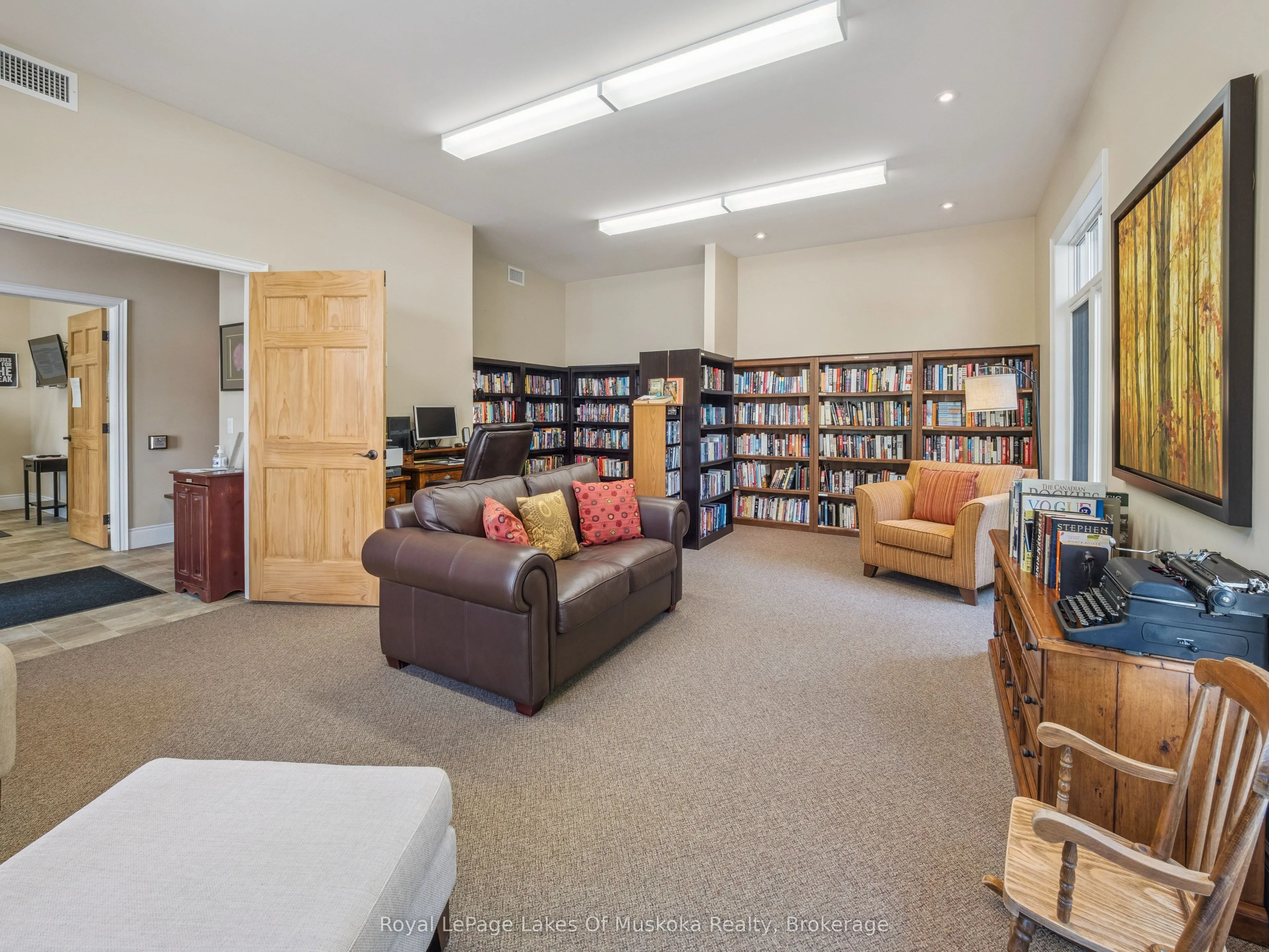 391B Manitoba Street, #203