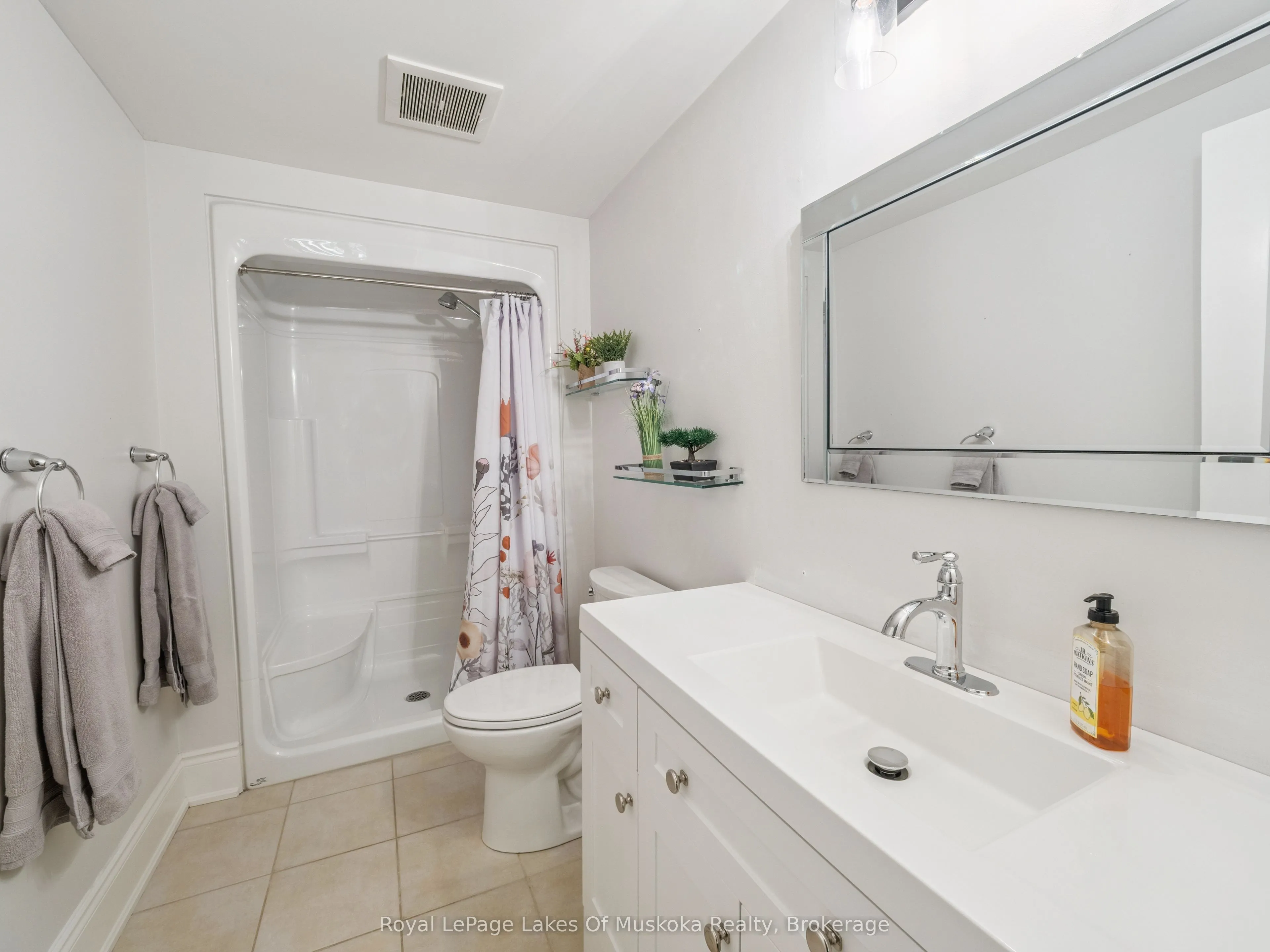 391B Manitoba Street, #203