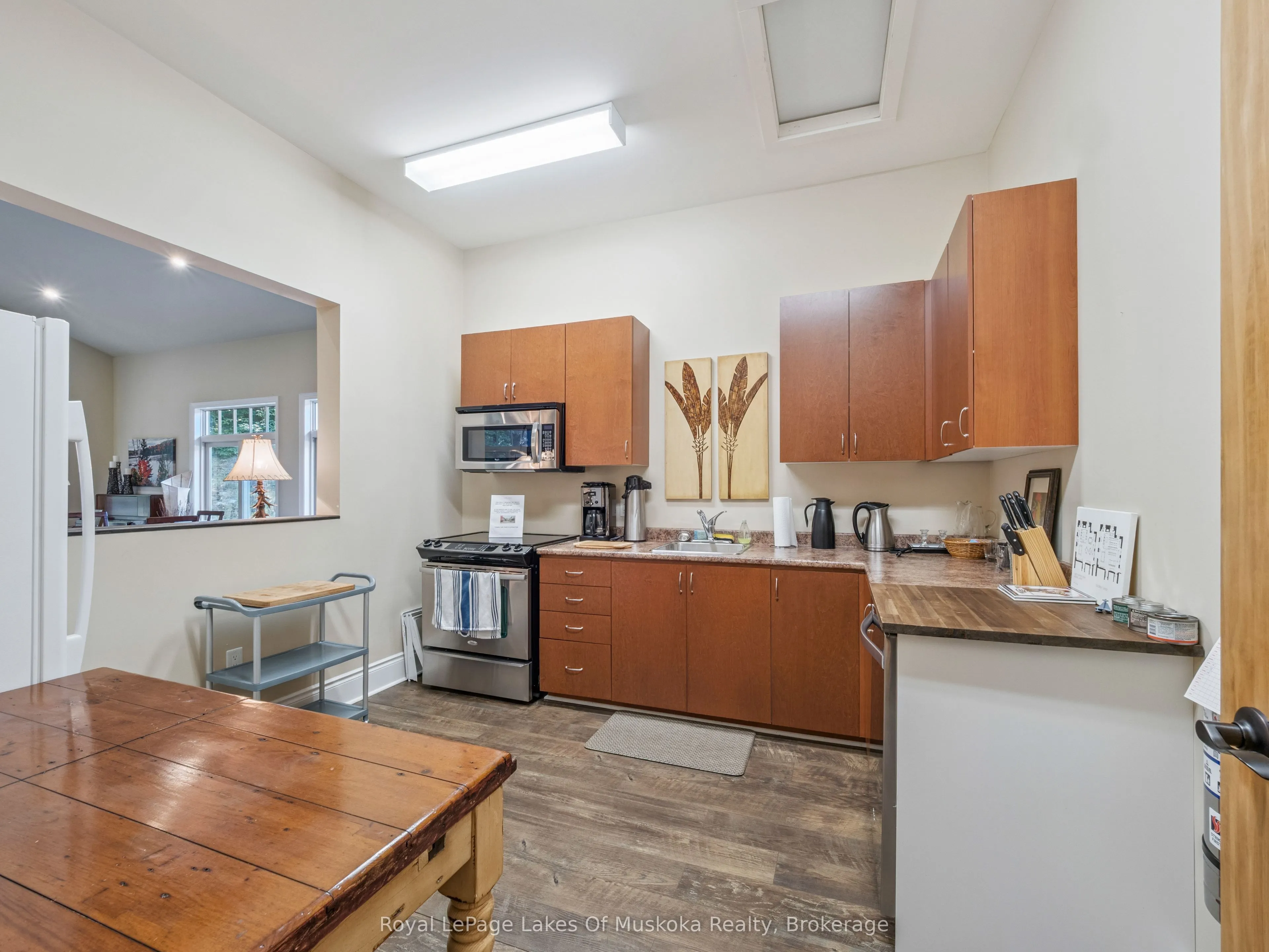 391B Manitoba Street, #203