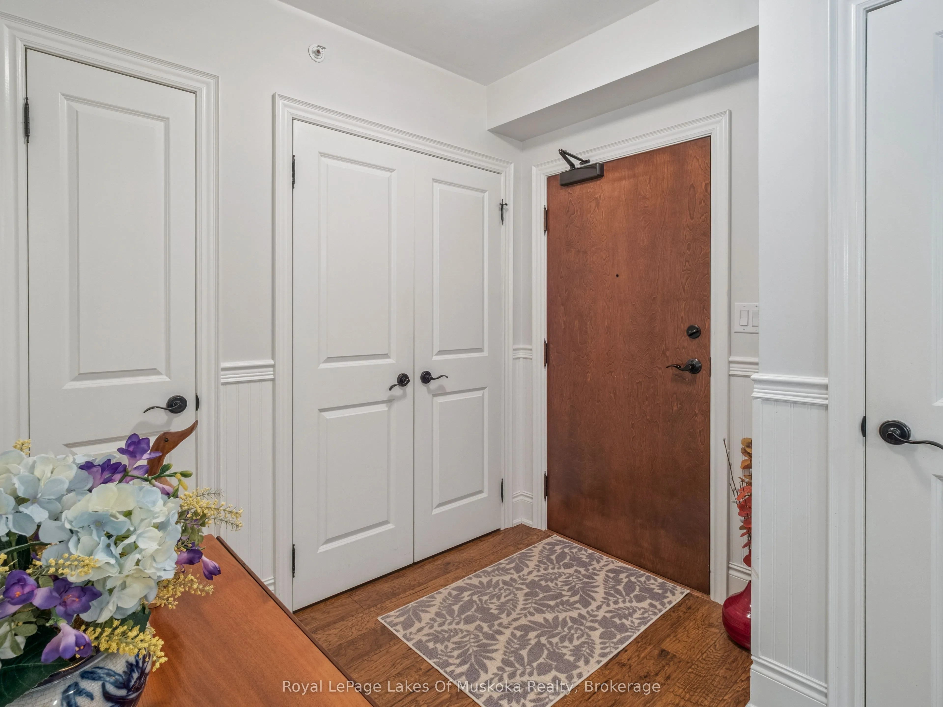 391B Manitoba Street, #203