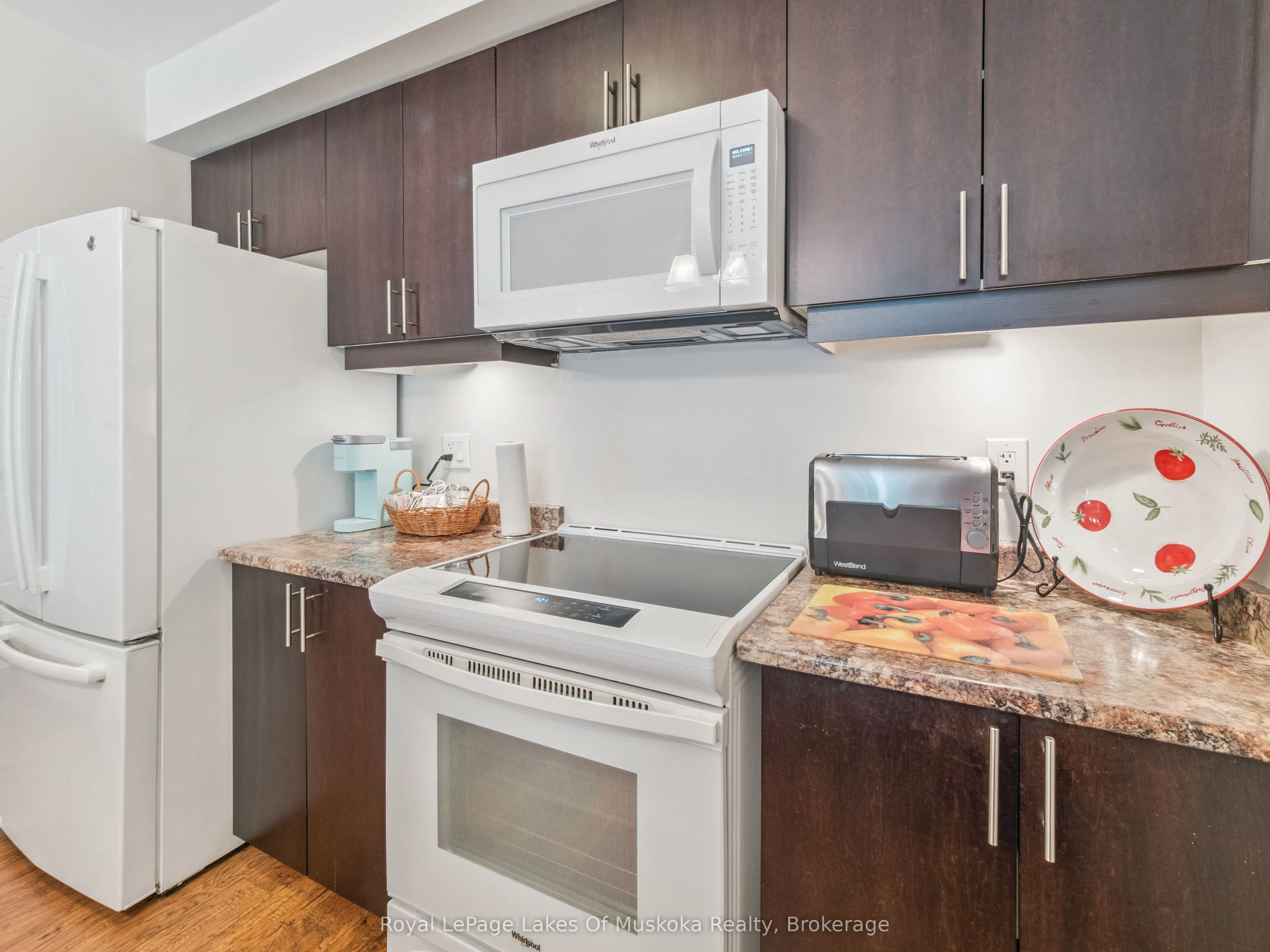 391B Manitoba Street, #203