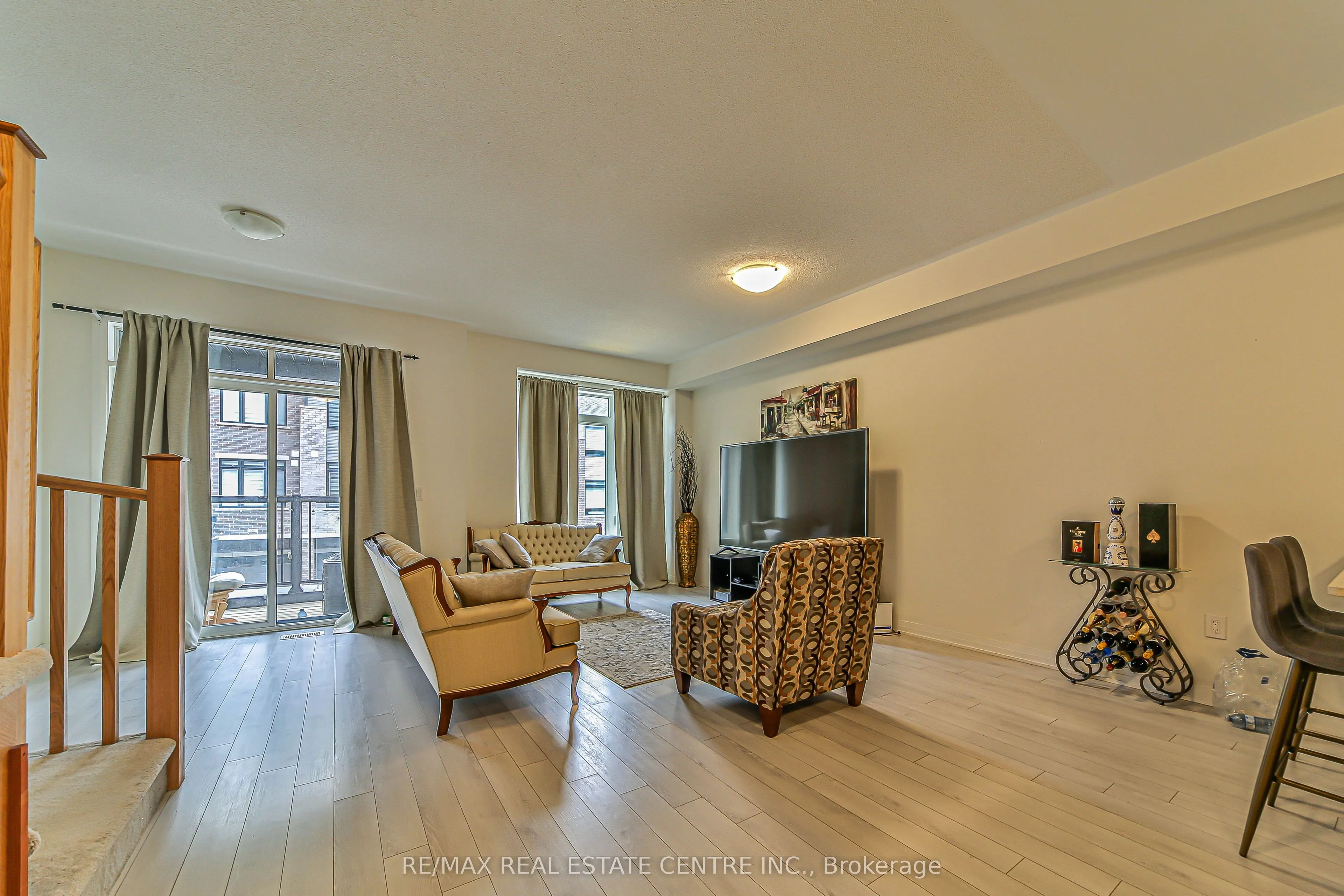585 Colborne Street E, #902