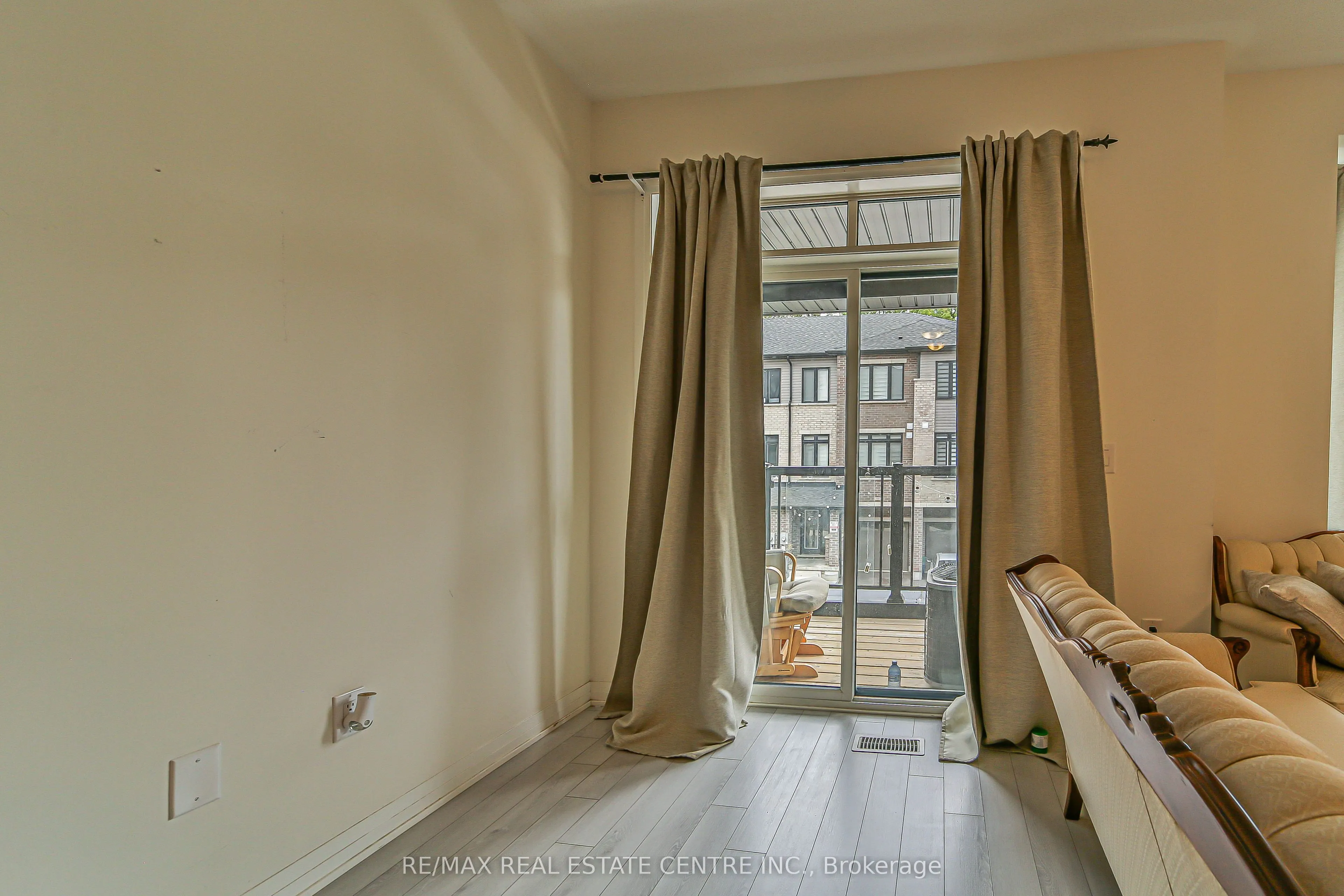 585 Colborne Street E, #902