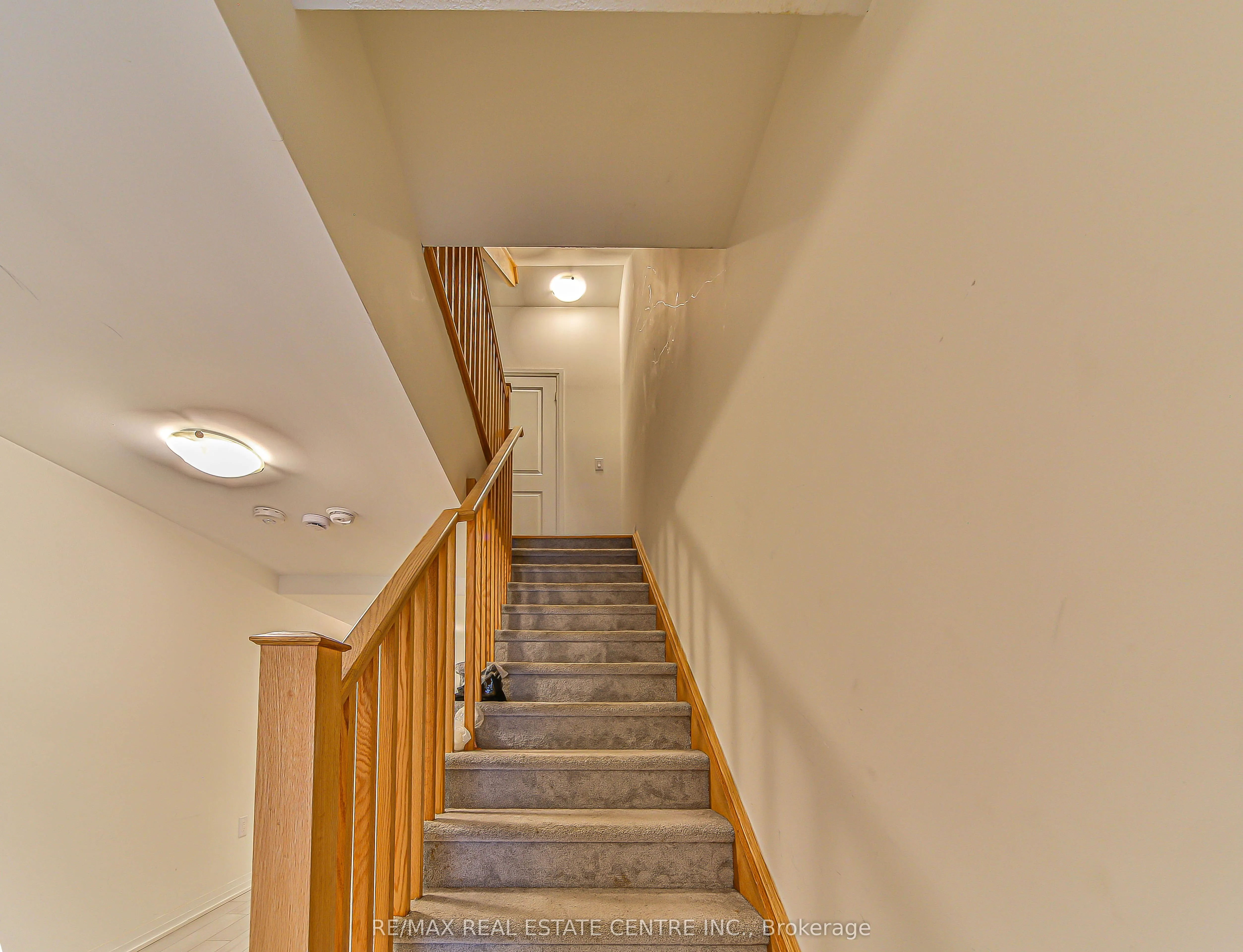 585 Colborne Street E, #902