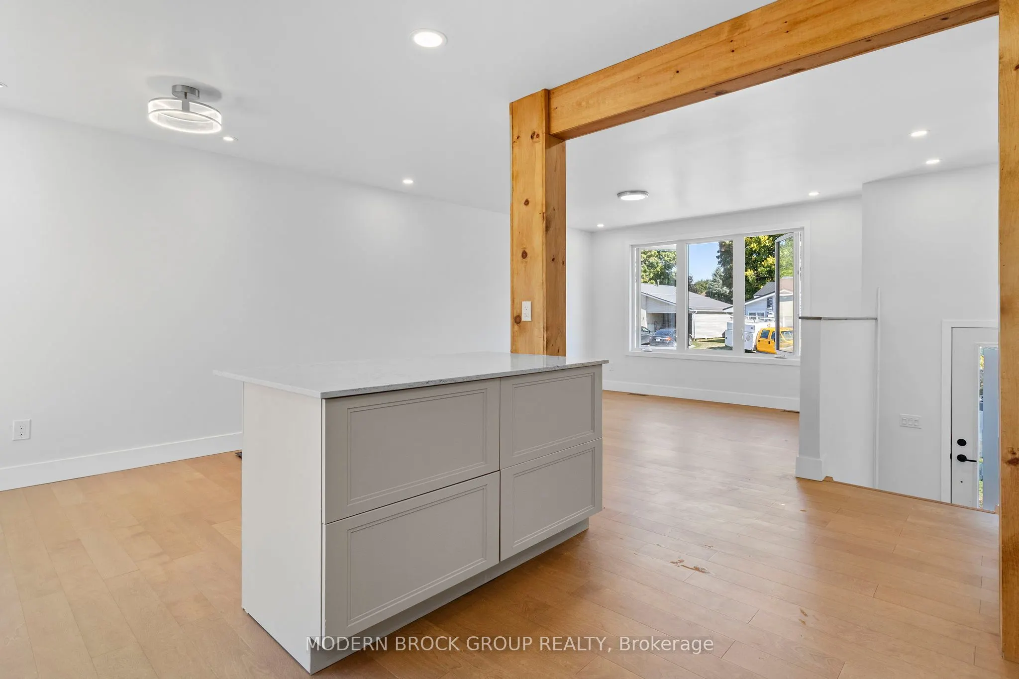 744 Comstock Crescent