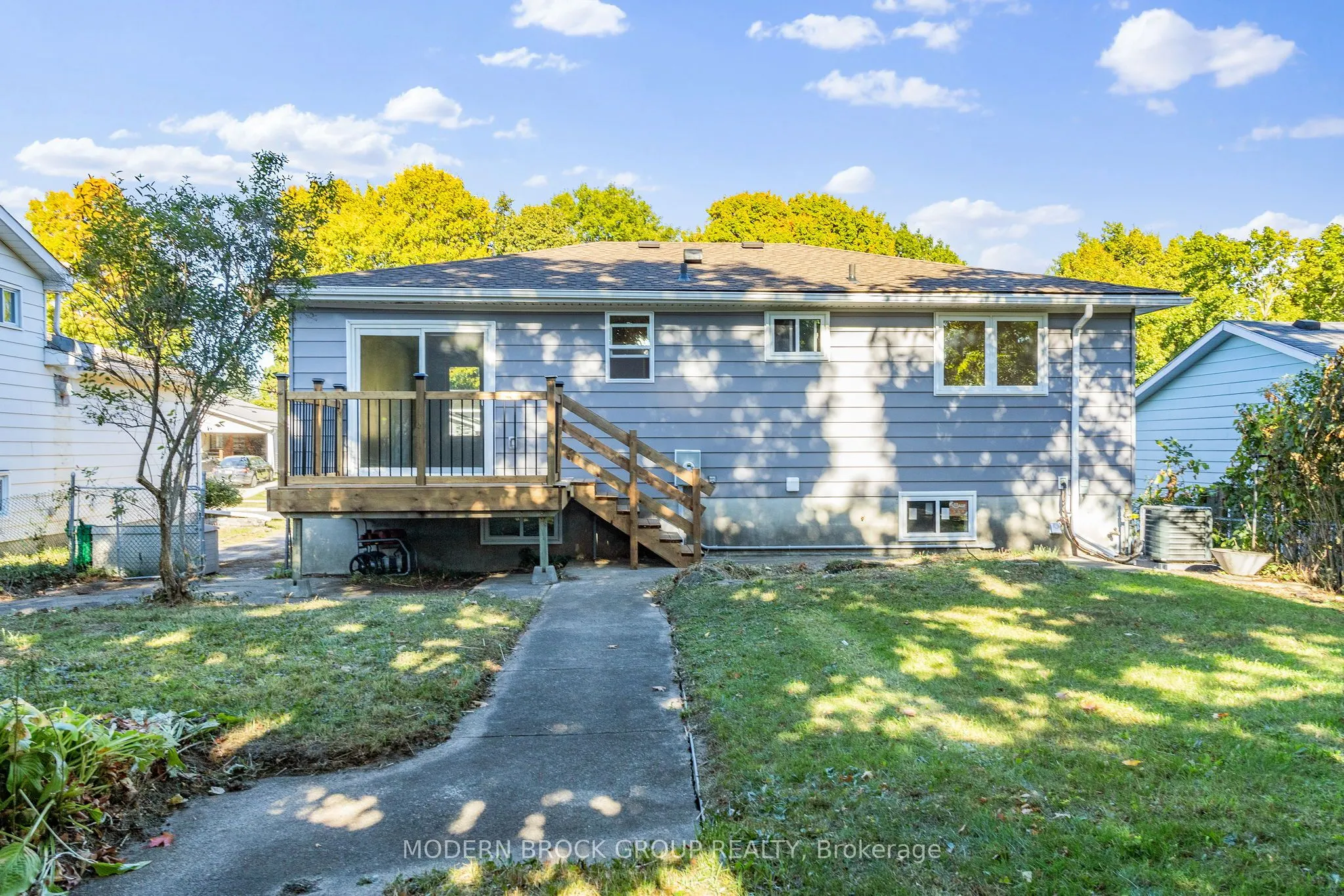 744 Comstock Crescent