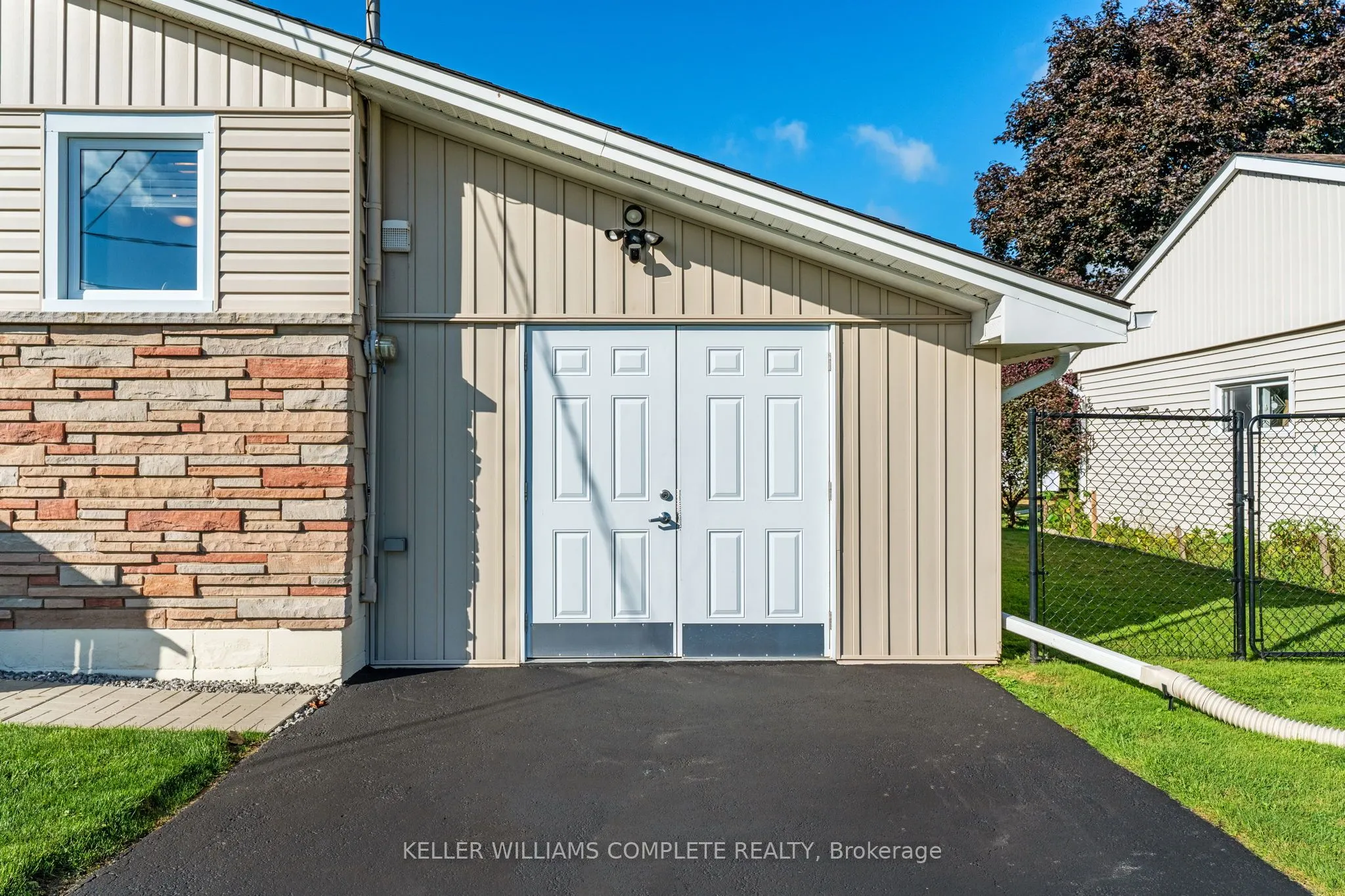 18 Laidlaw Street