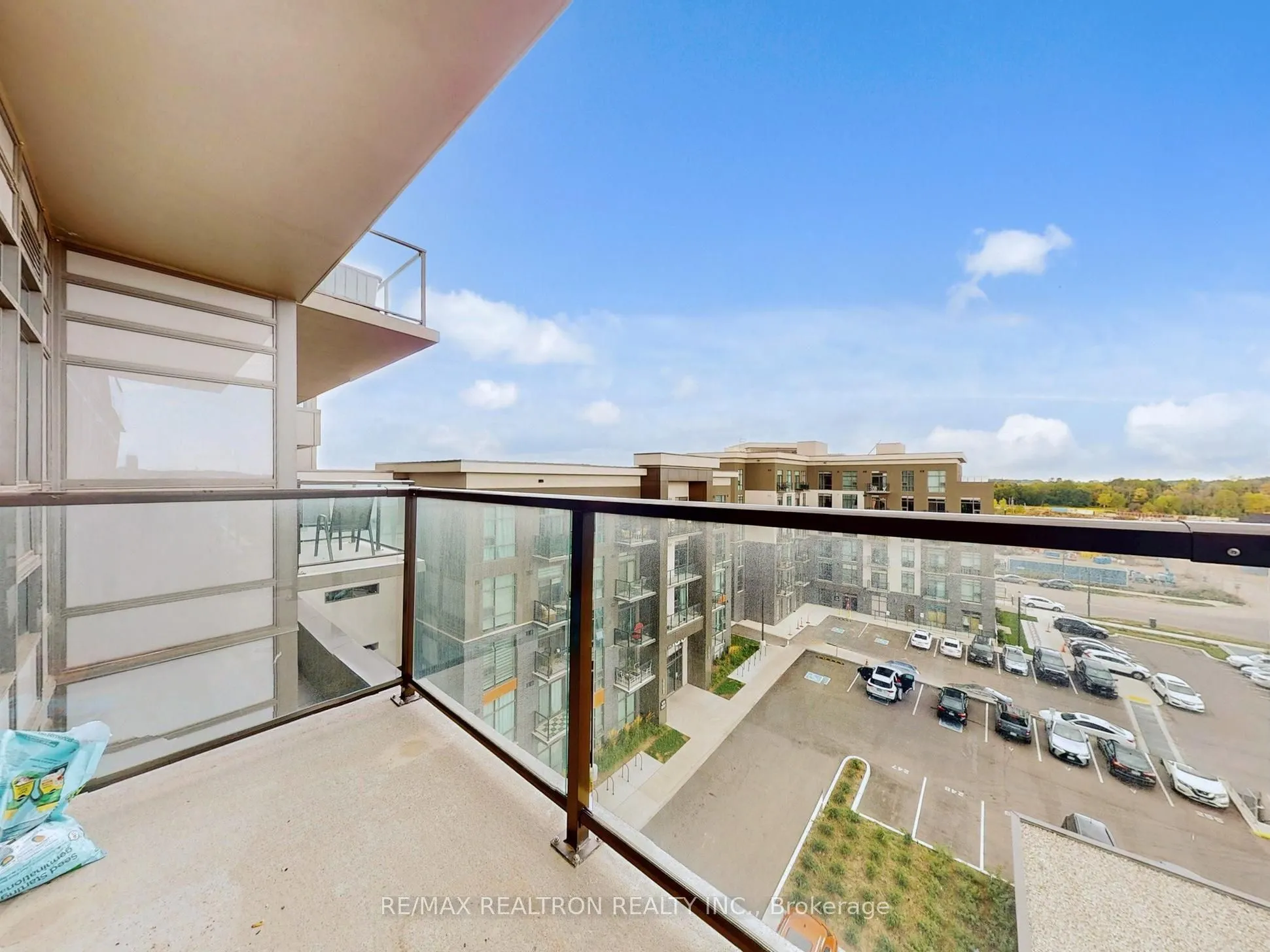 470 Dundas Street E, #610