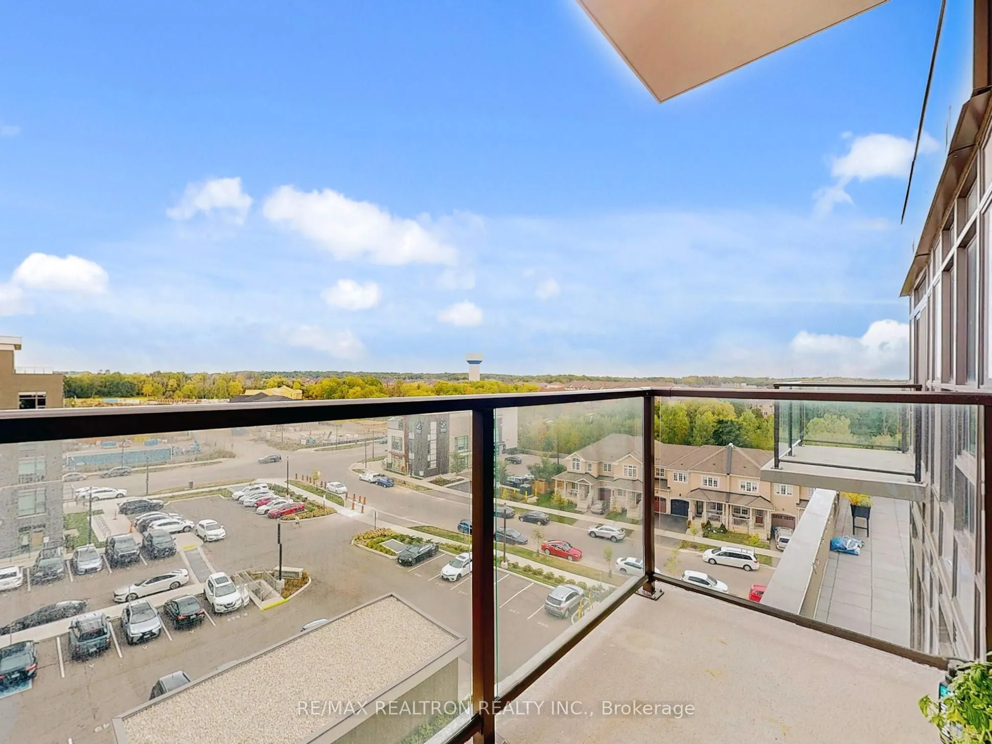 470 Dundas Street E, #610