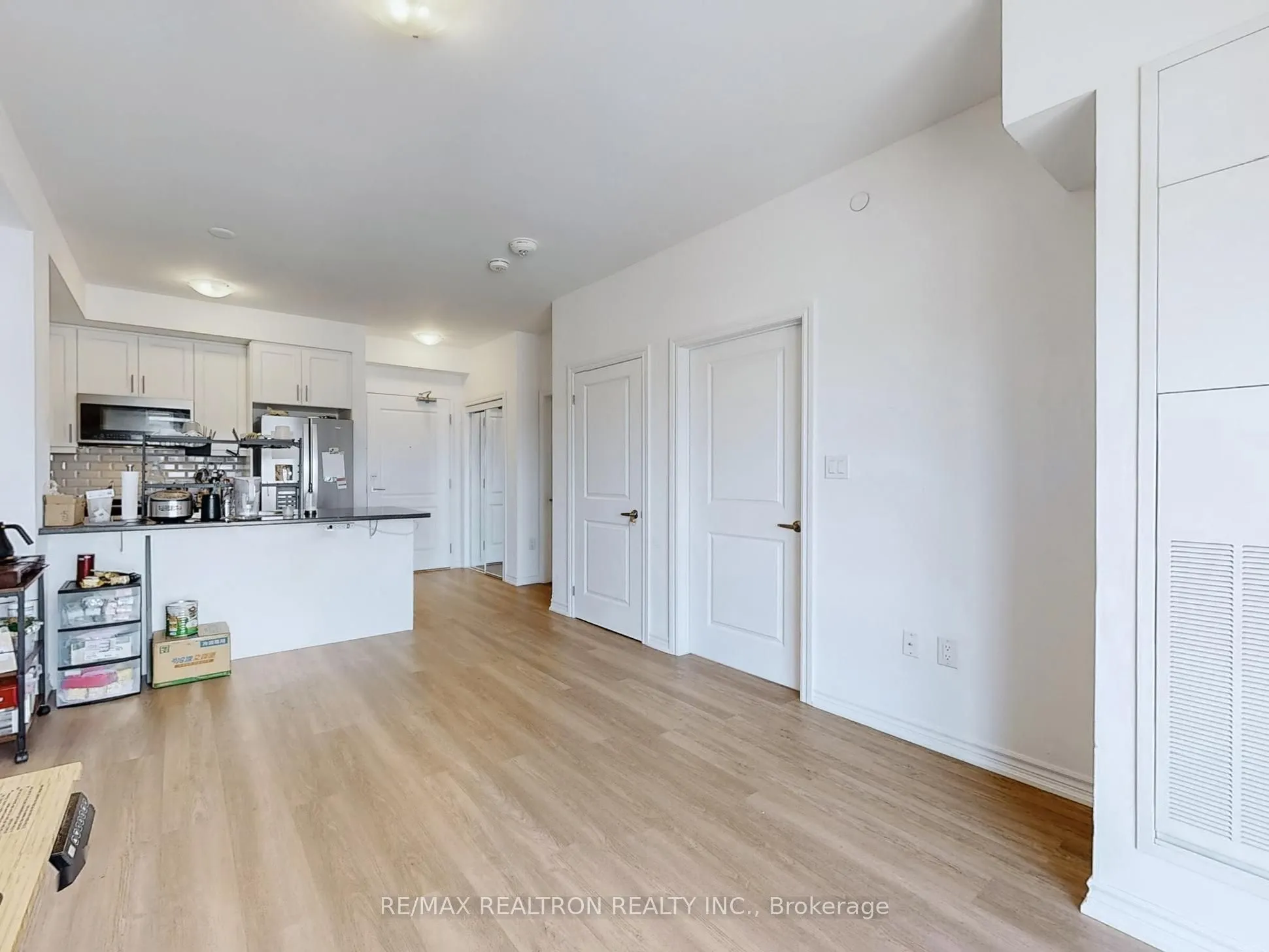 470 Dundas Street E, #610