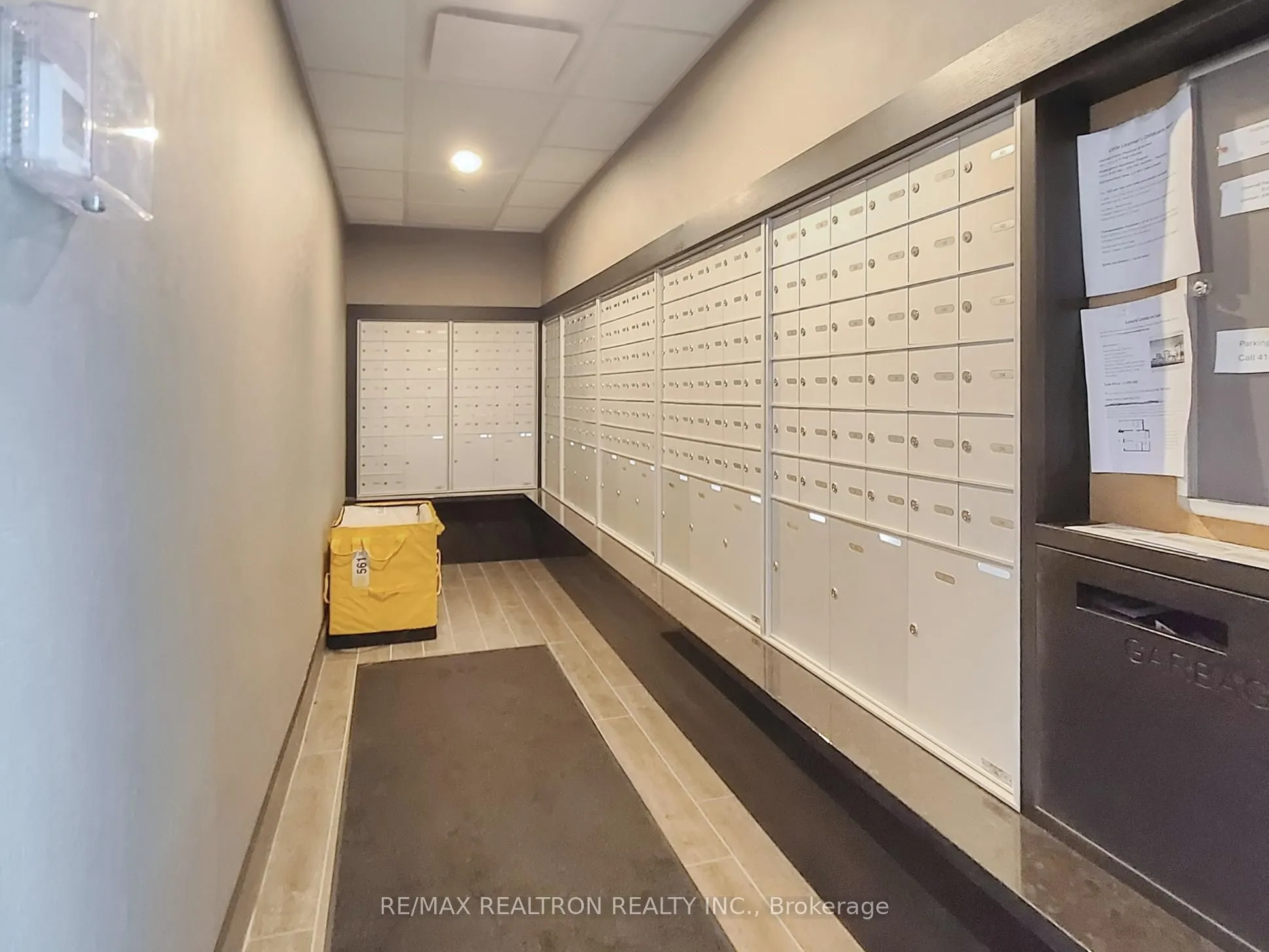 470 Dundas Street E, #610