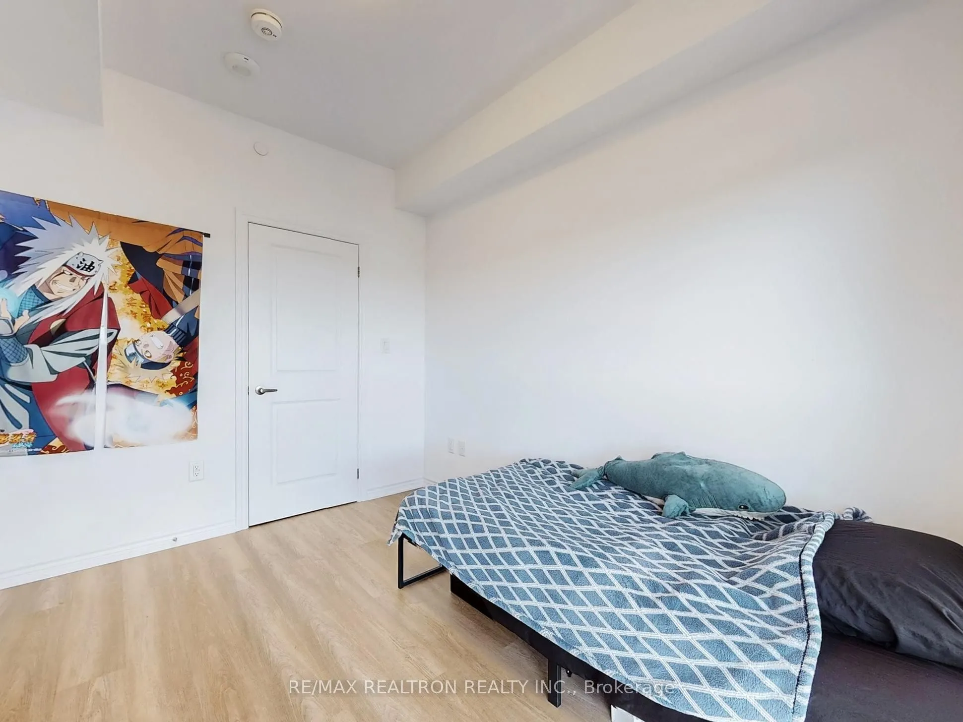 470 Dundas Street E, #610