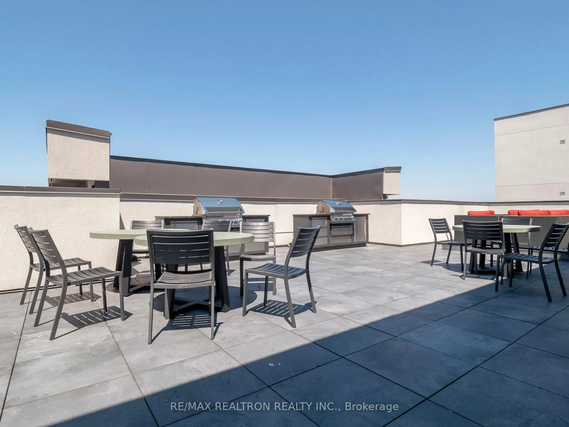 470 Dundas Street E, #610